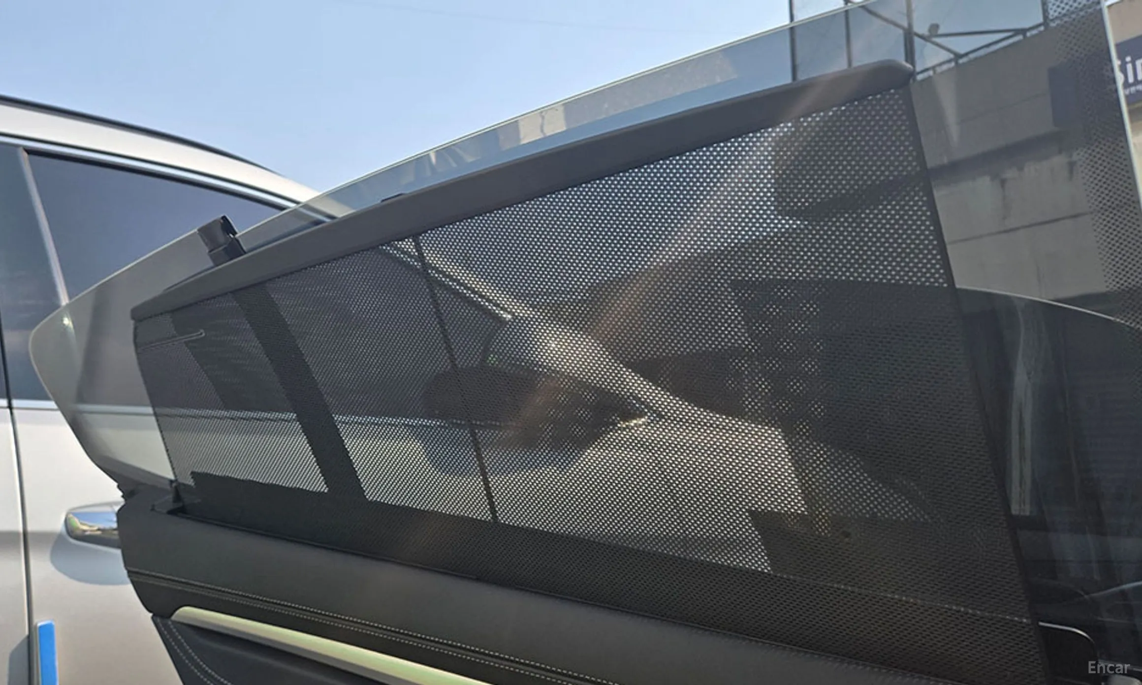 BMW 8-series (G15) превью 18
