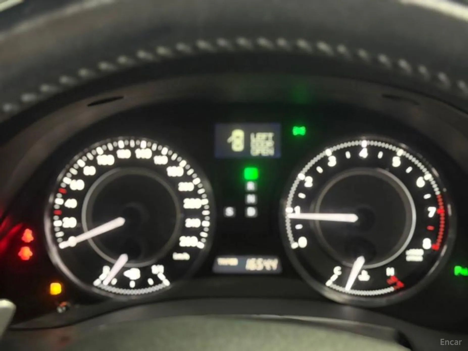 Lexus IS250 превью 15