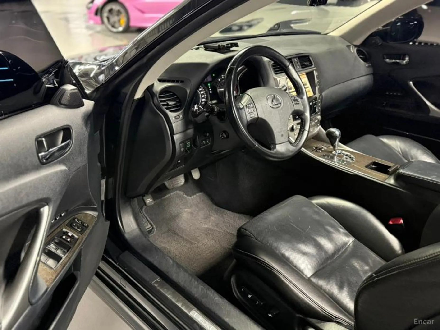 Lexus IS250 превью 6