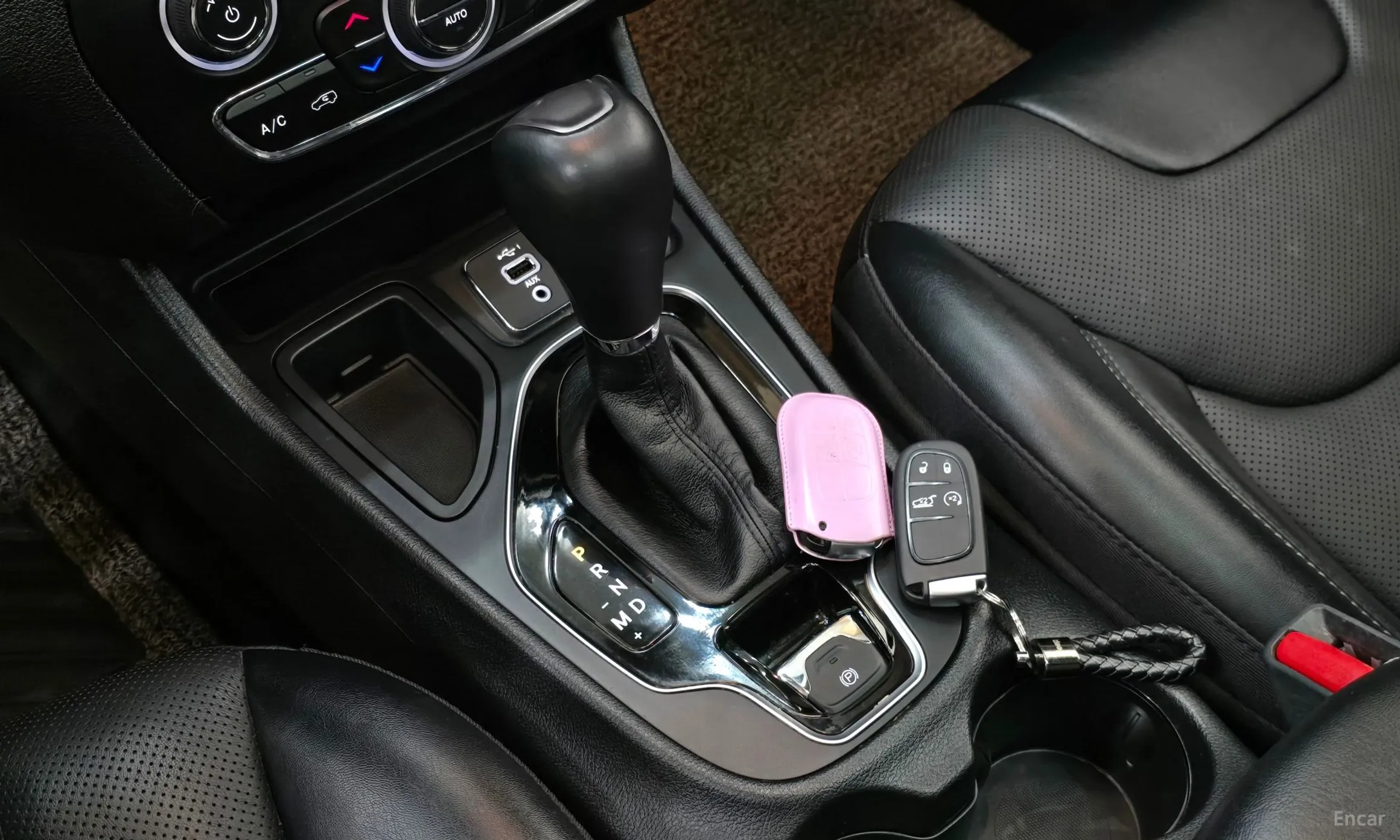 Jeep Cherokee (KL) превью 12