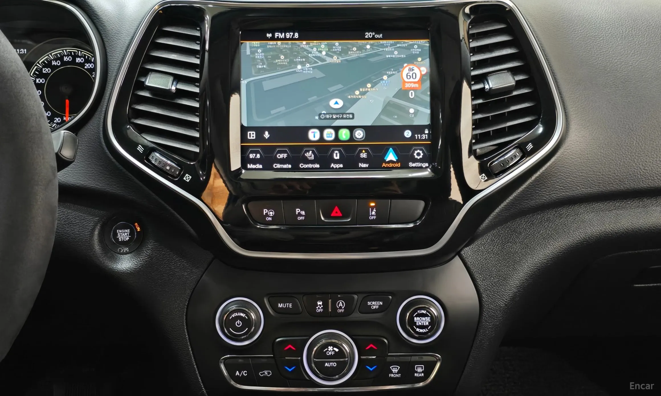 Jeep Cherokee (KL) превью 16