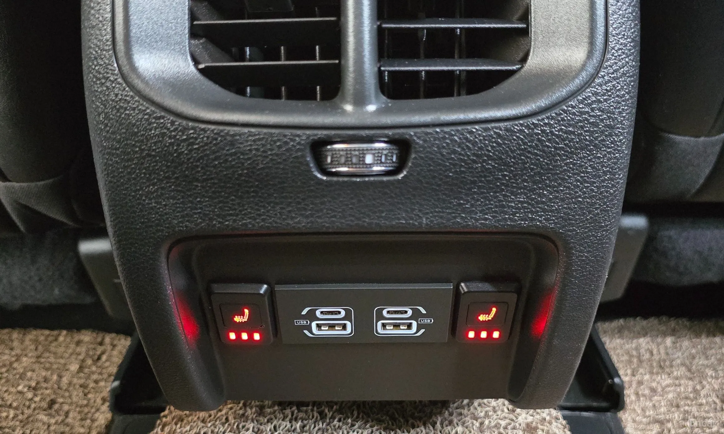 Jeep Cherokee (KL) превью 18