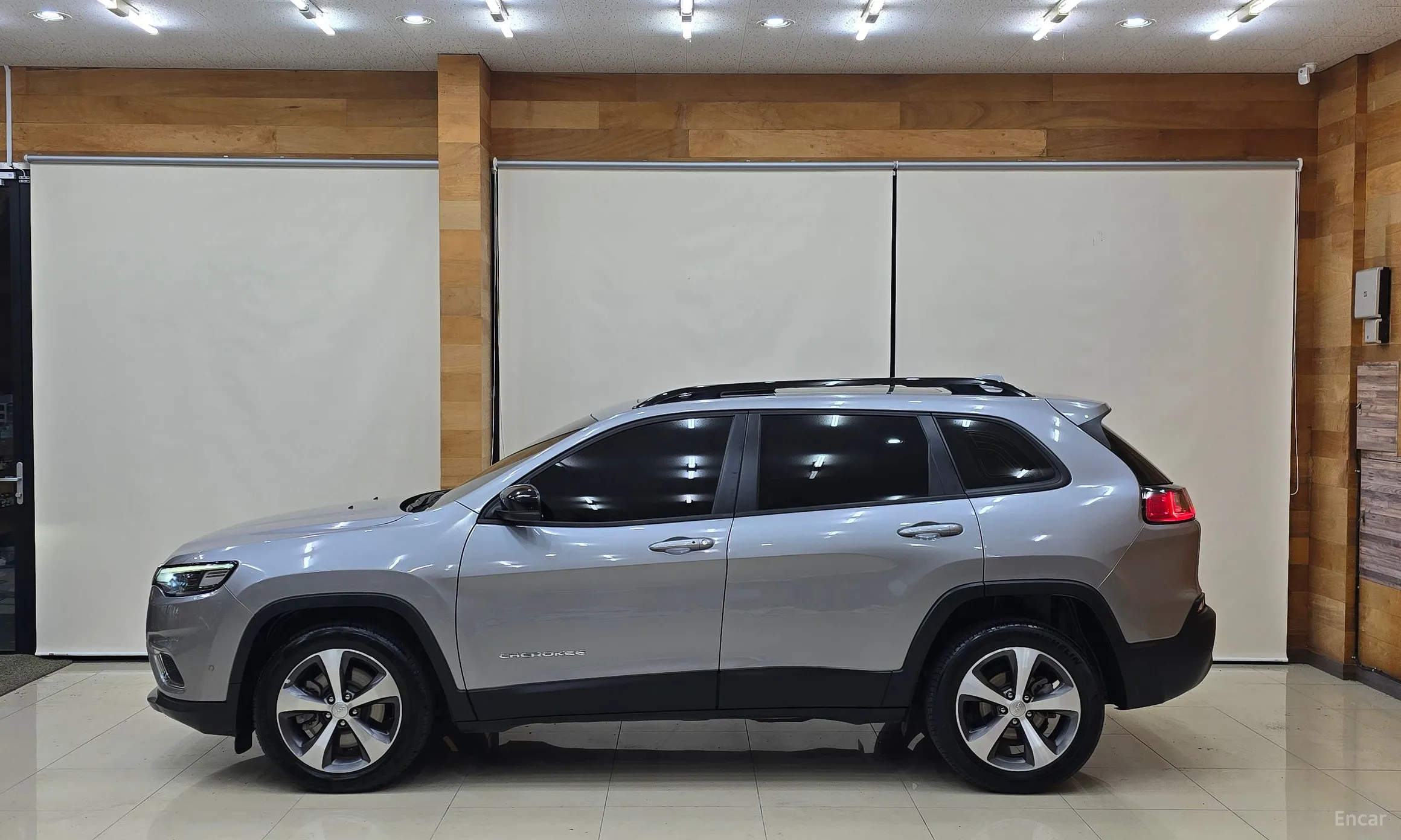 Jeep Cherokee (KL) превью 5