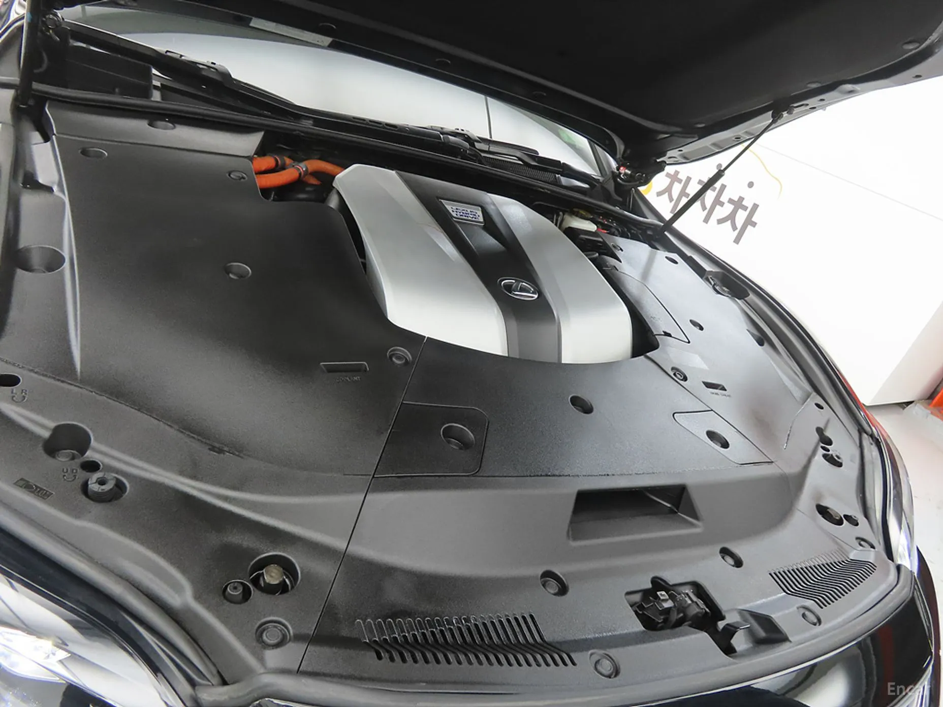 Lexus LS500h Gen 5 превью 19