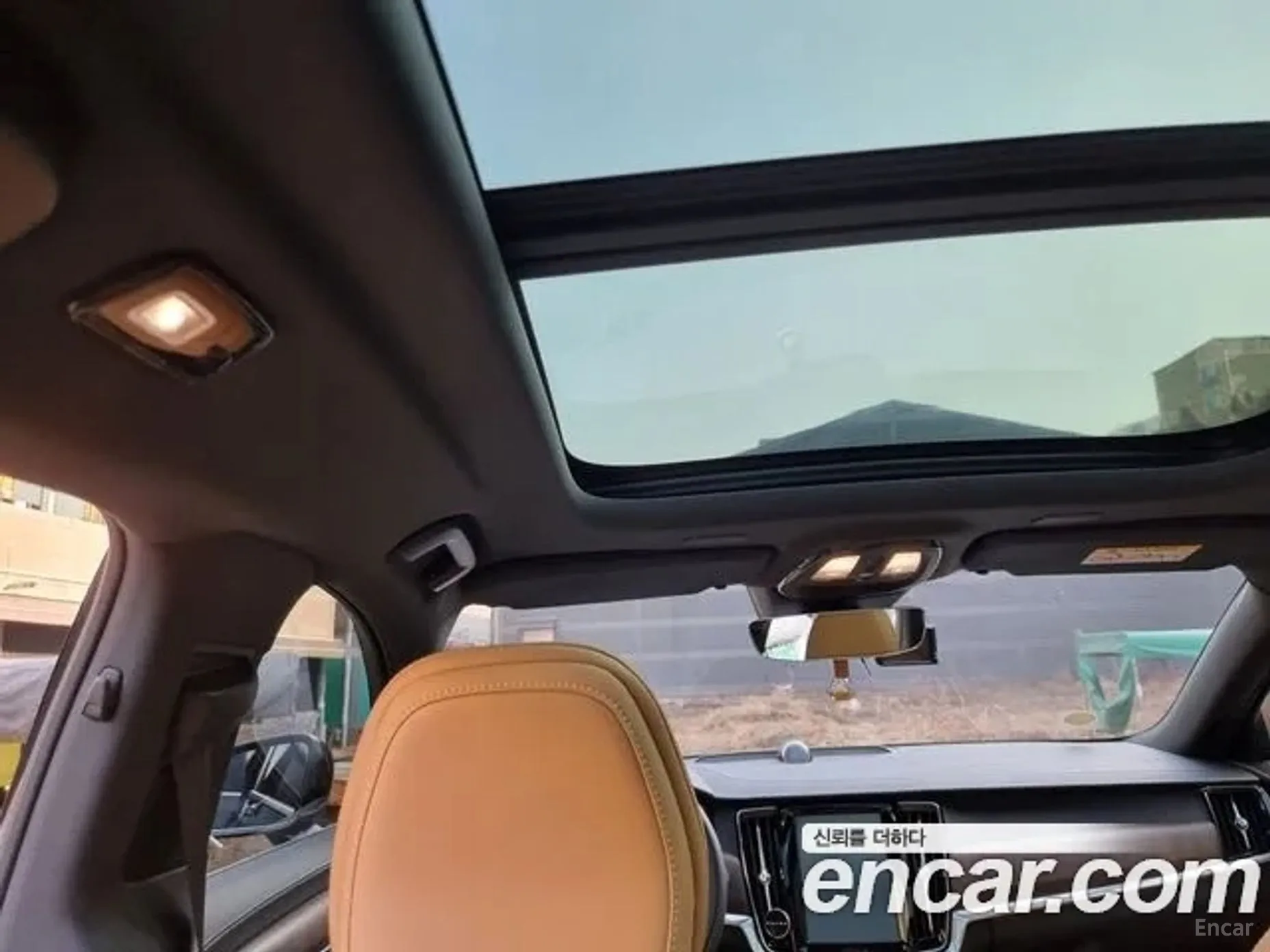 Volvo S90 превью 10