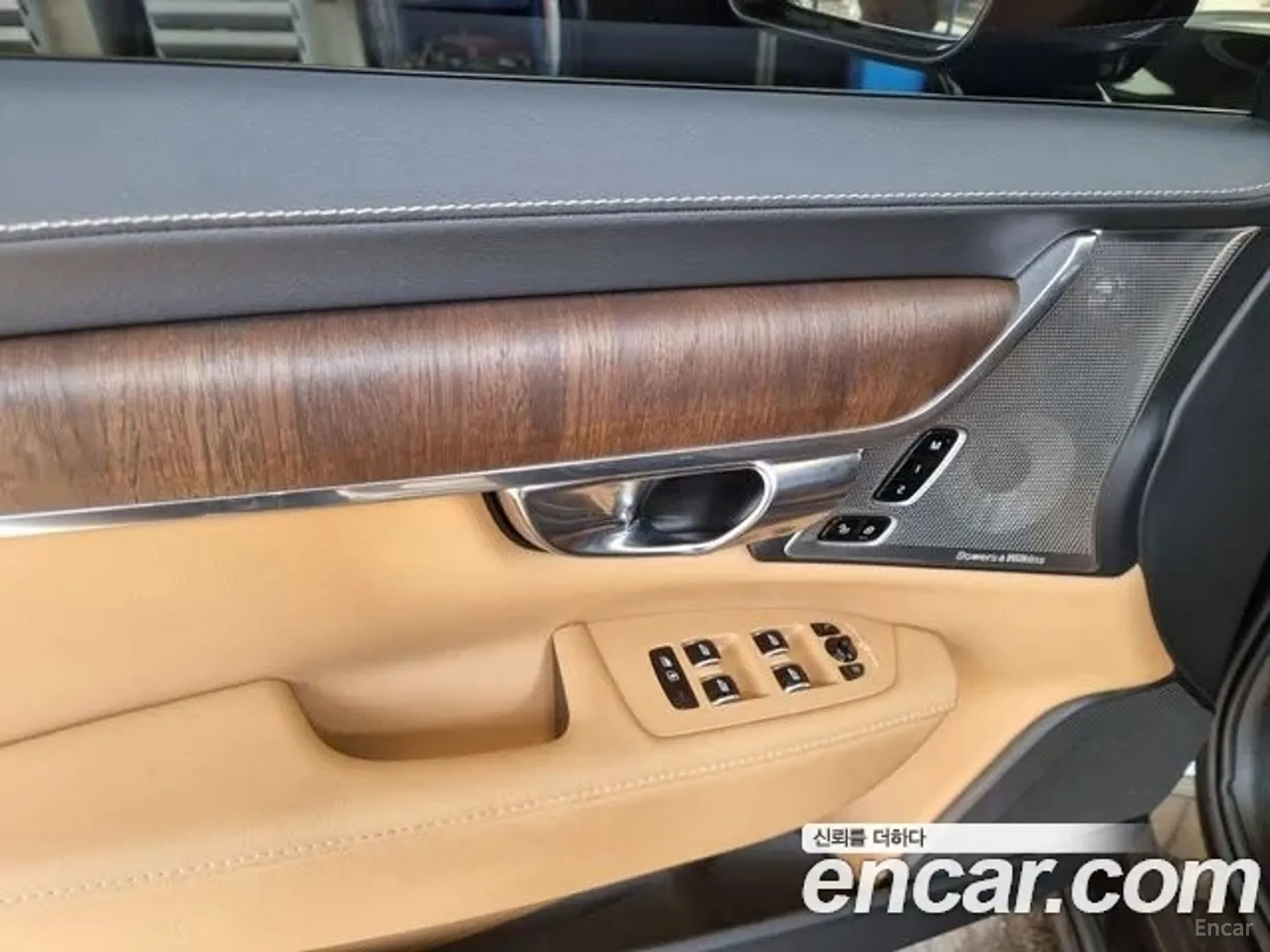 Volvo S90 превью 20