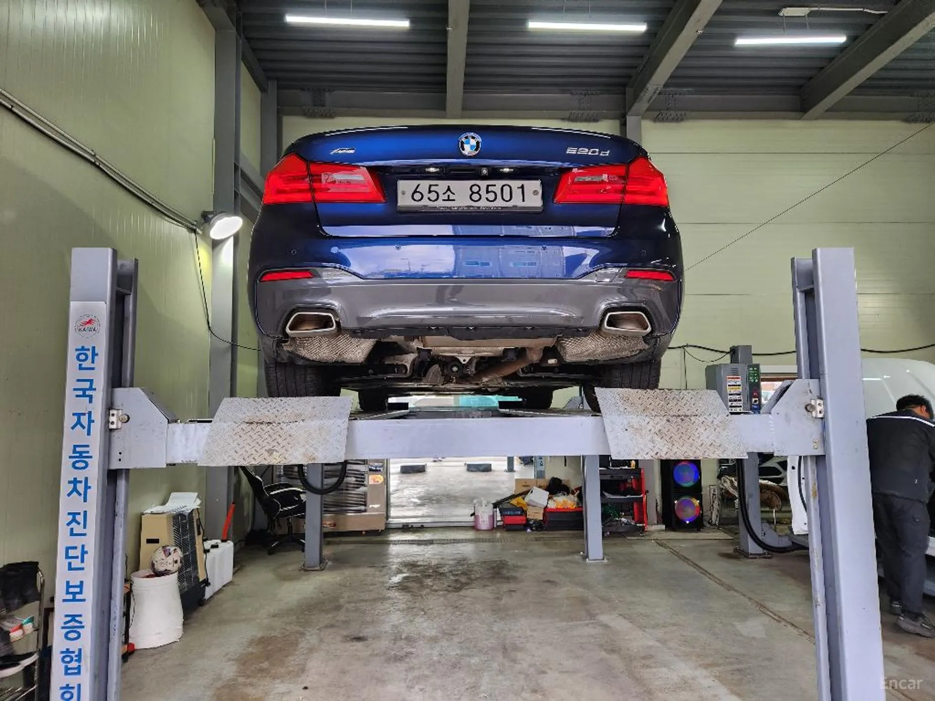 BMW 5 Series (G30) 2