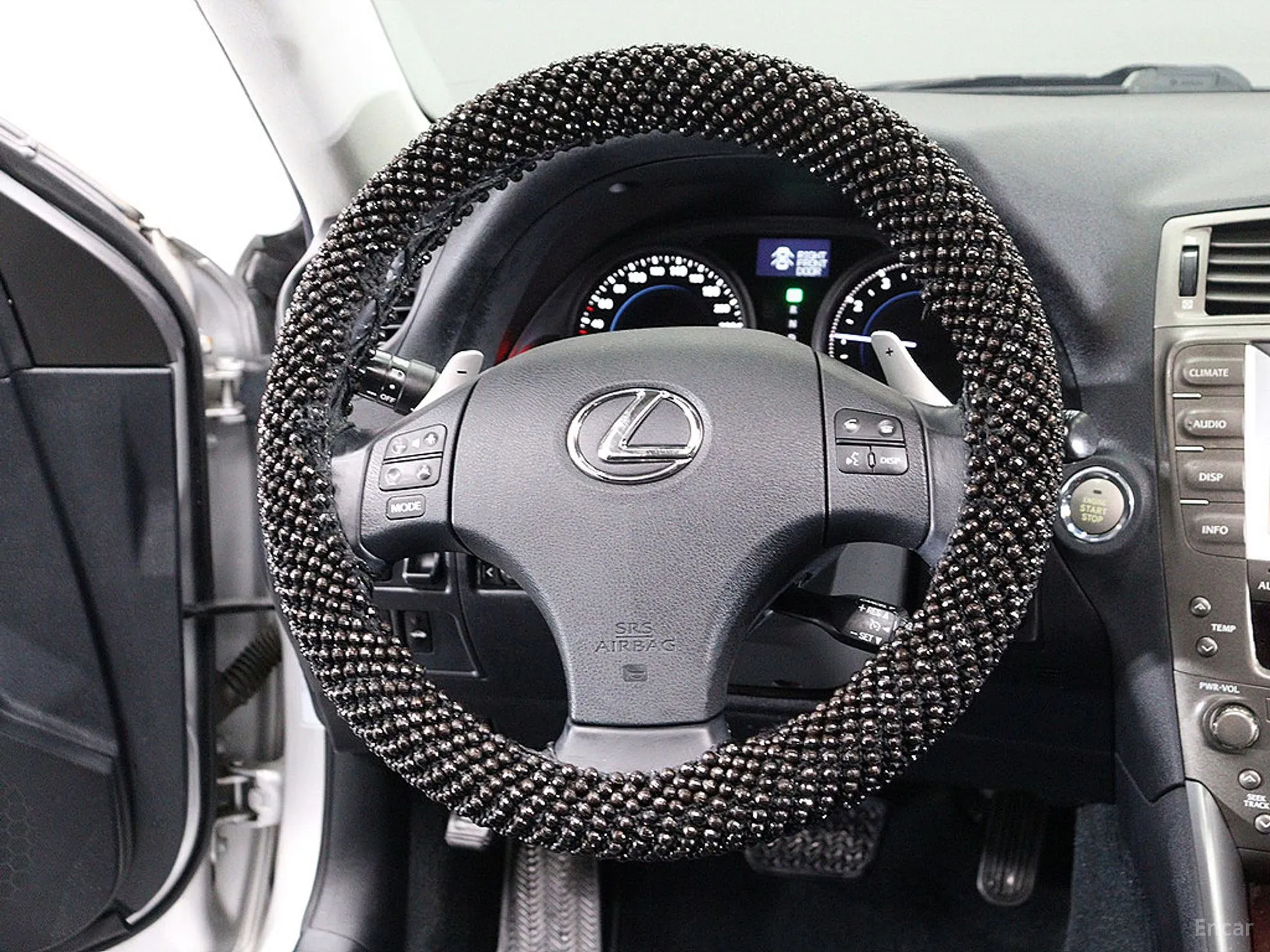 Lexus IS250 превью 15