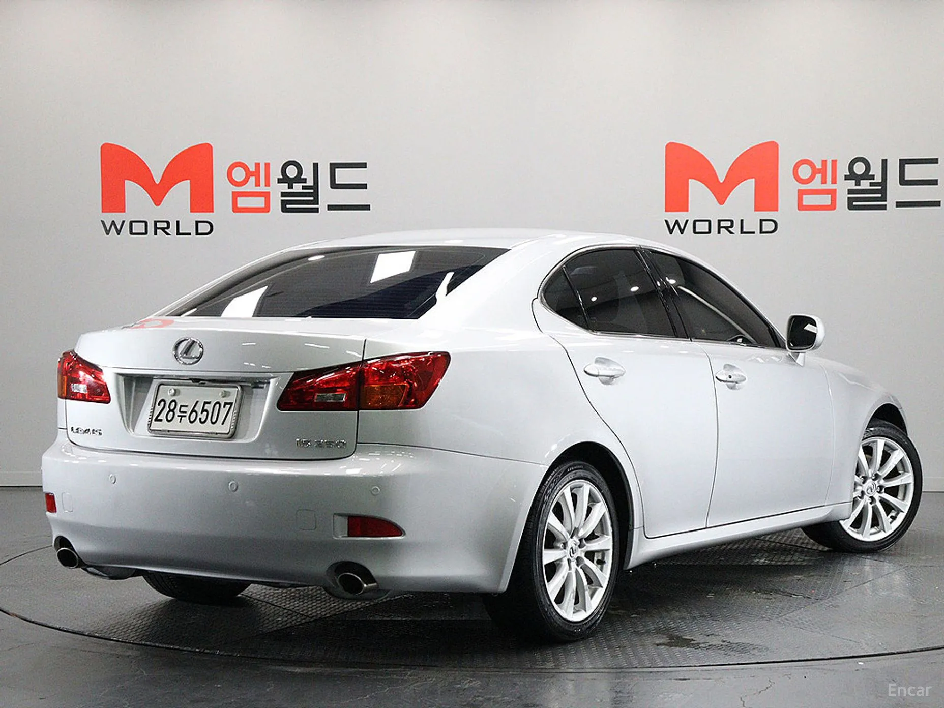 Lexus IS250 превью 3