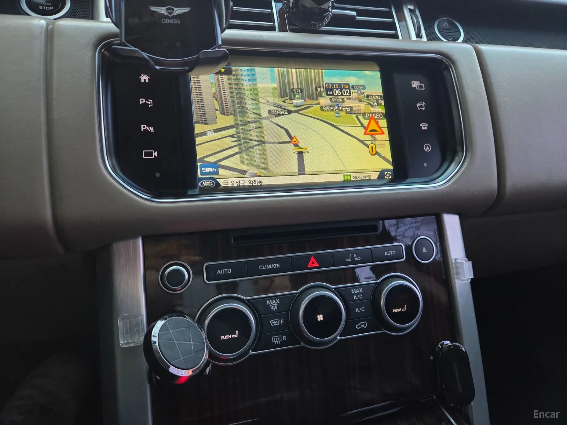 Land Rover Range Rover 4th Generation превью 10
