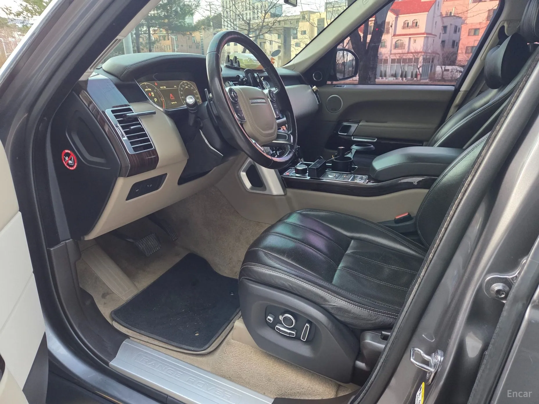 Land Rover Range Rover 4th Generation превью 6