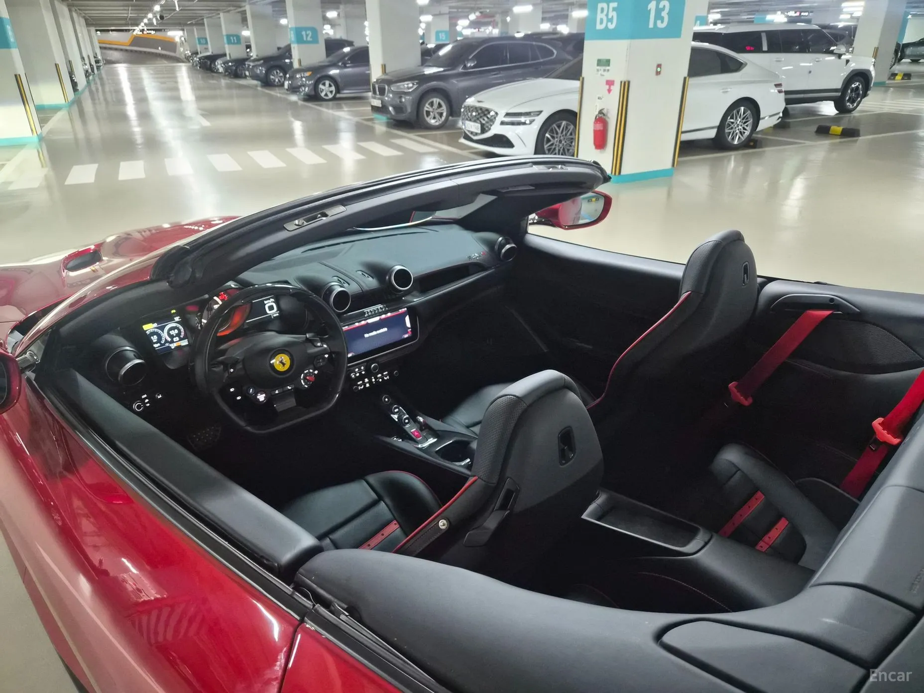Ferrari Portofino превью 17
