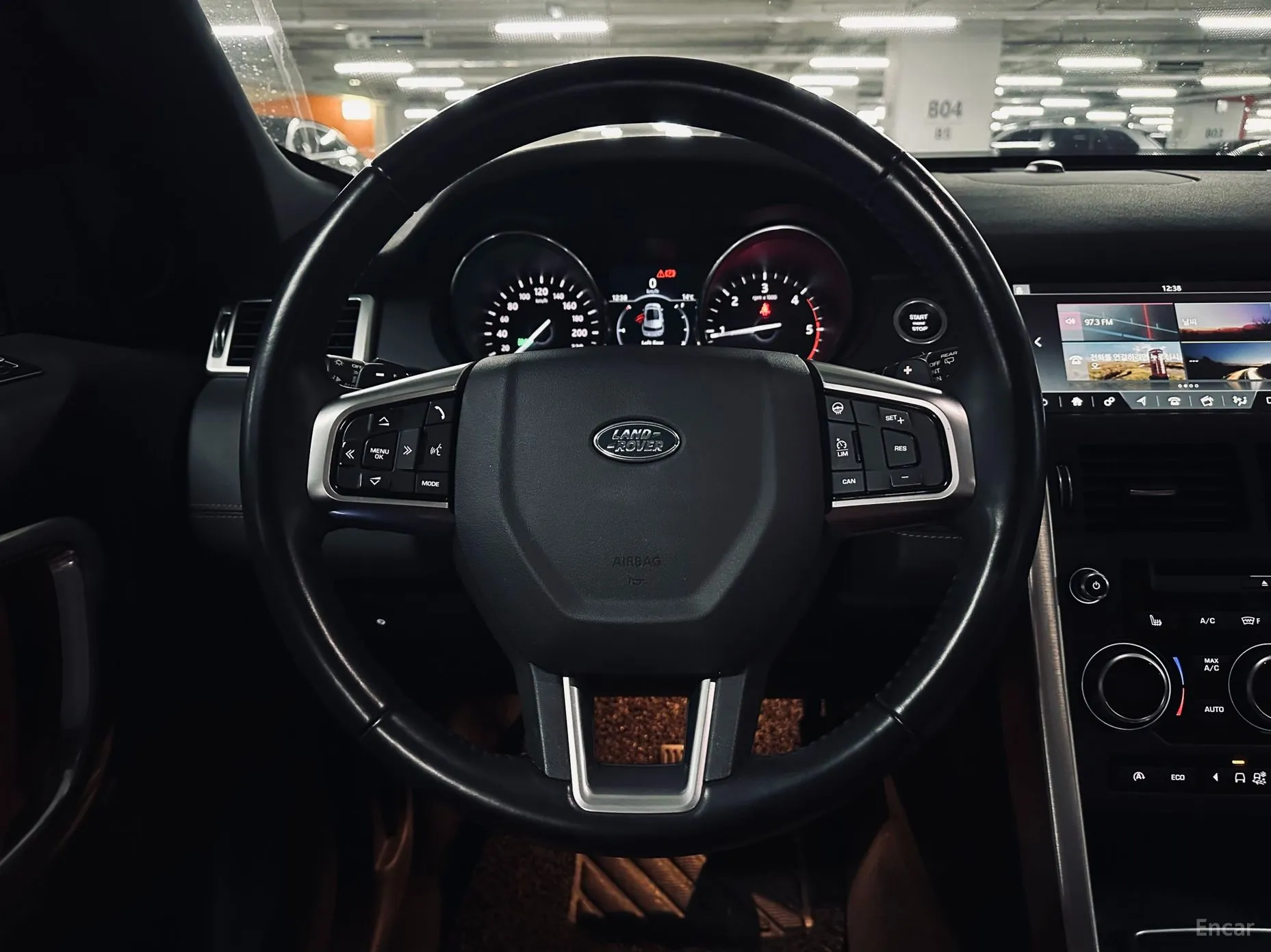 Land Rover Discovery Sports превью 19