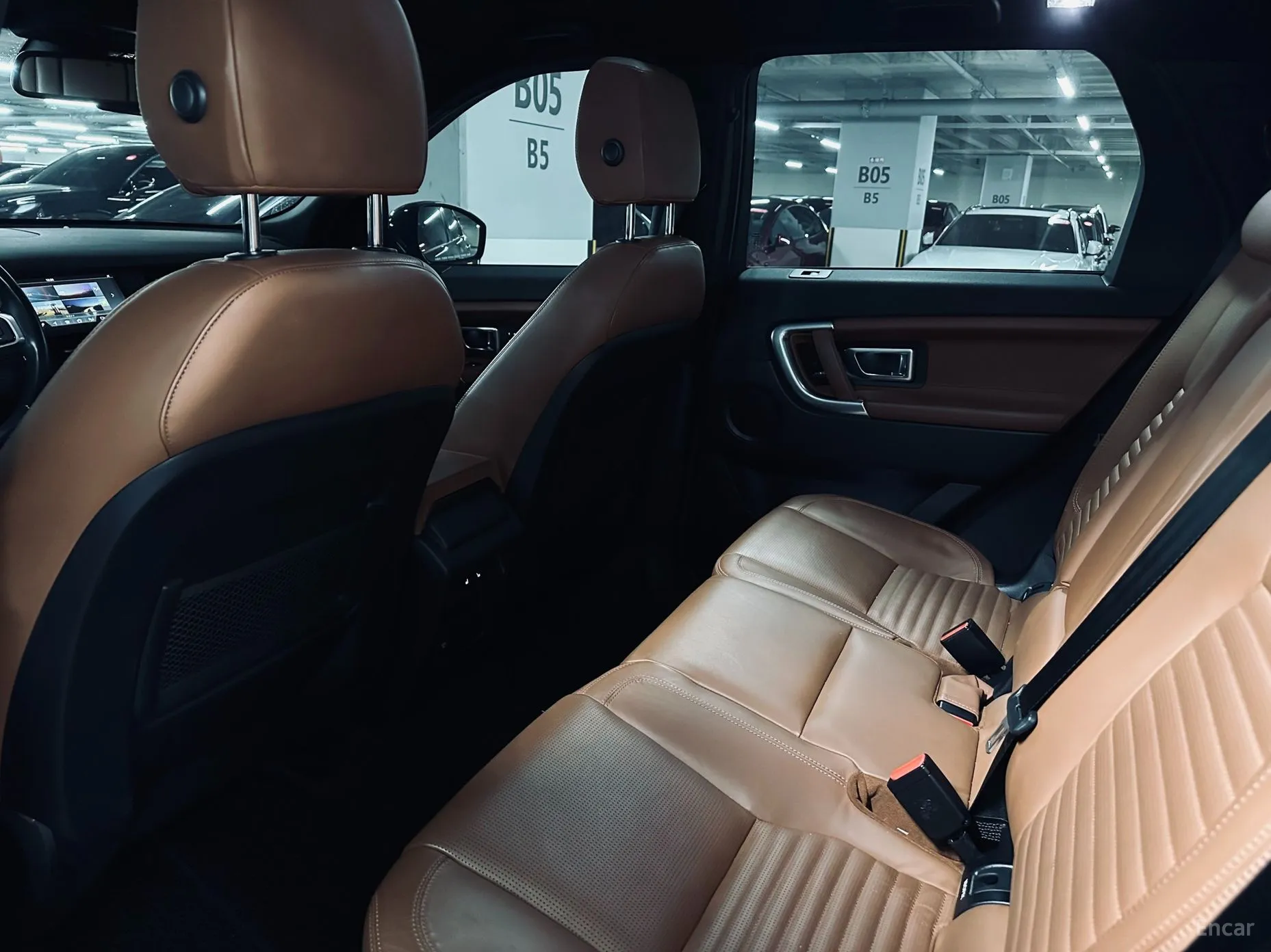 Land Rover Discovery Sports превью 7