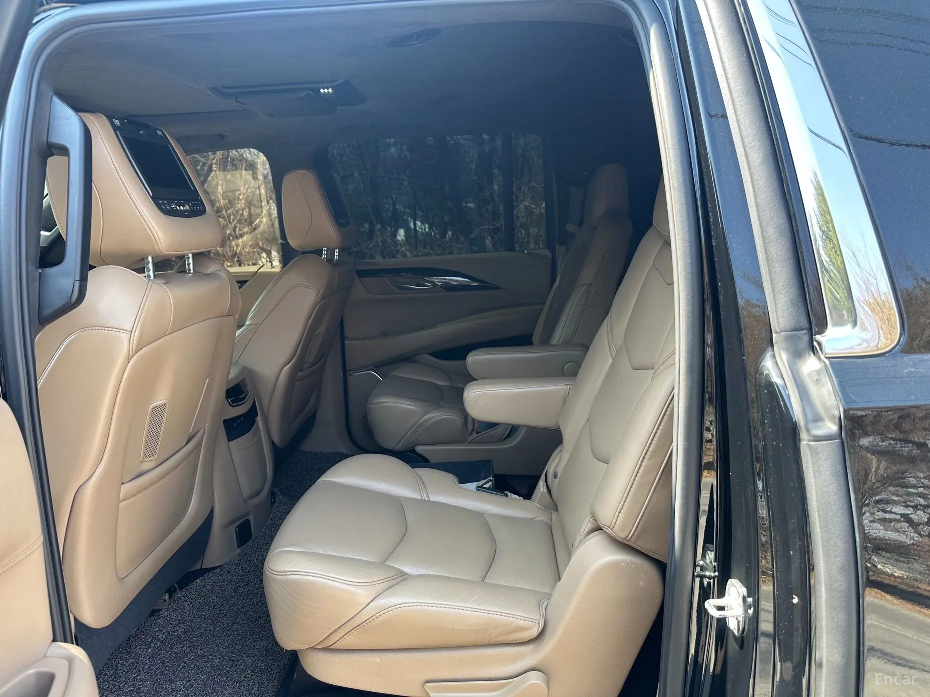 Cadillac Escalade превью 9