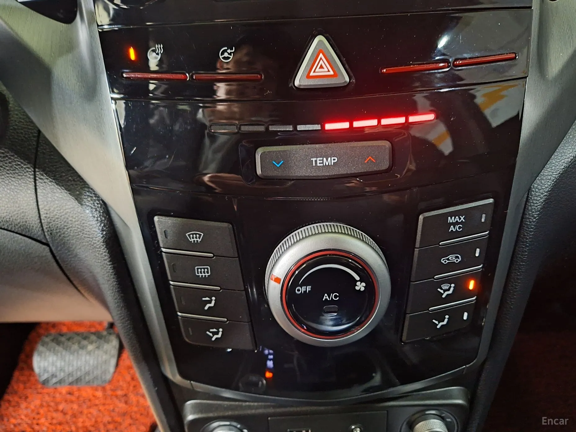 KG Mobility (SsangYong) Tivoli Armor превью 11