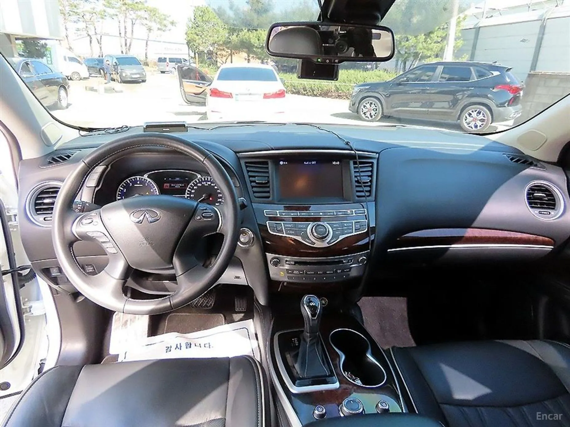 Infiniti QX60 превью 7