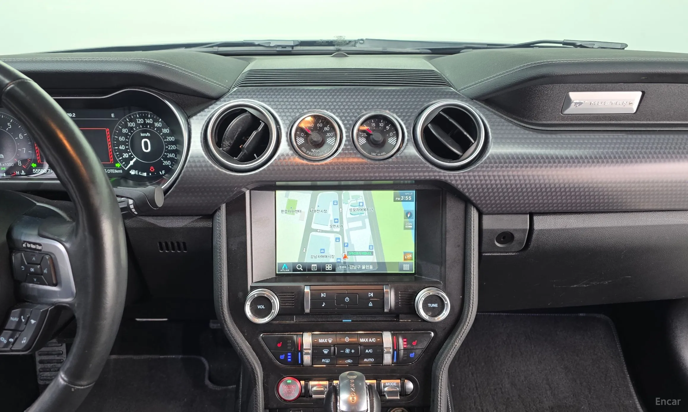 Ford Mustang превью 14