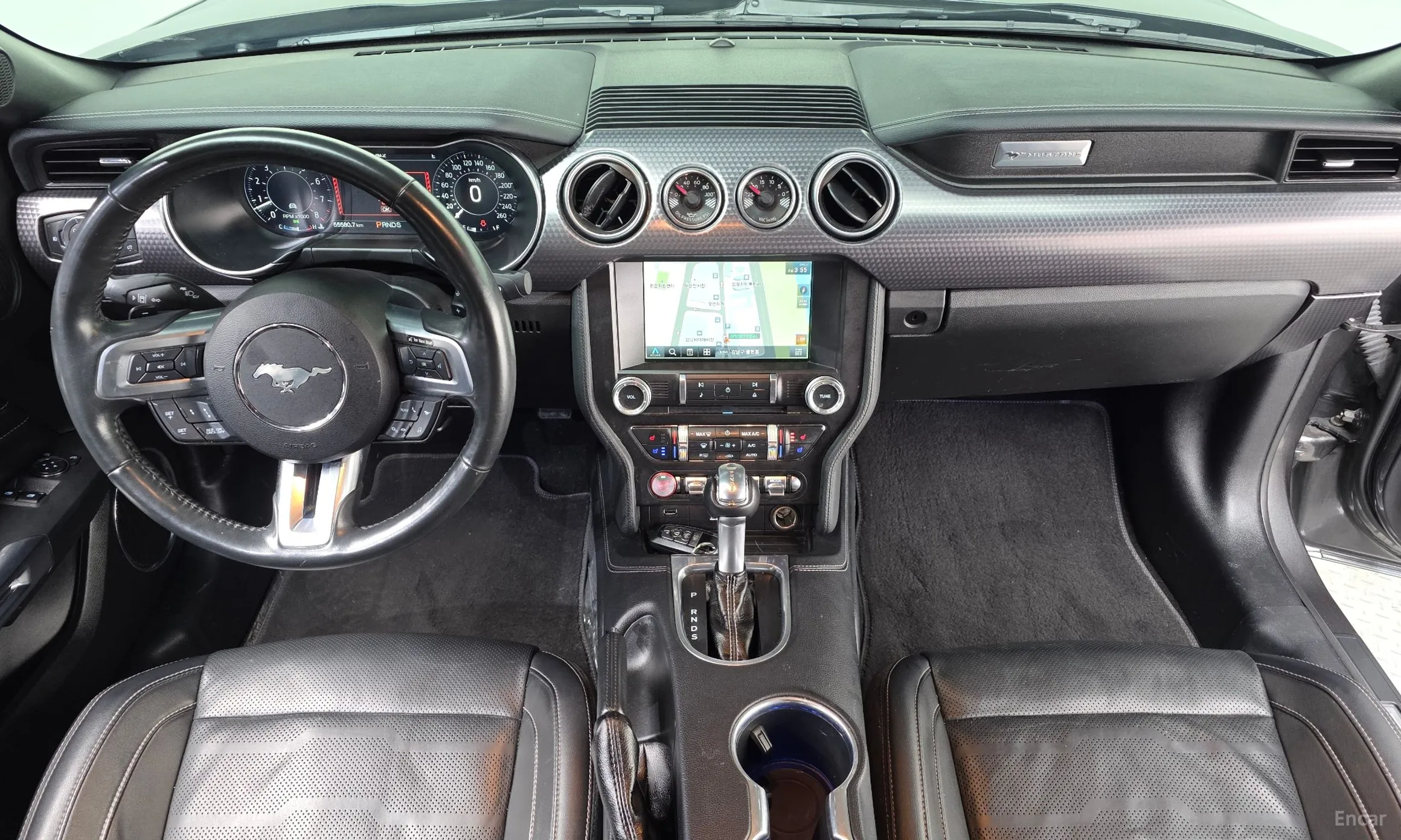 Ford Mustang превью 7