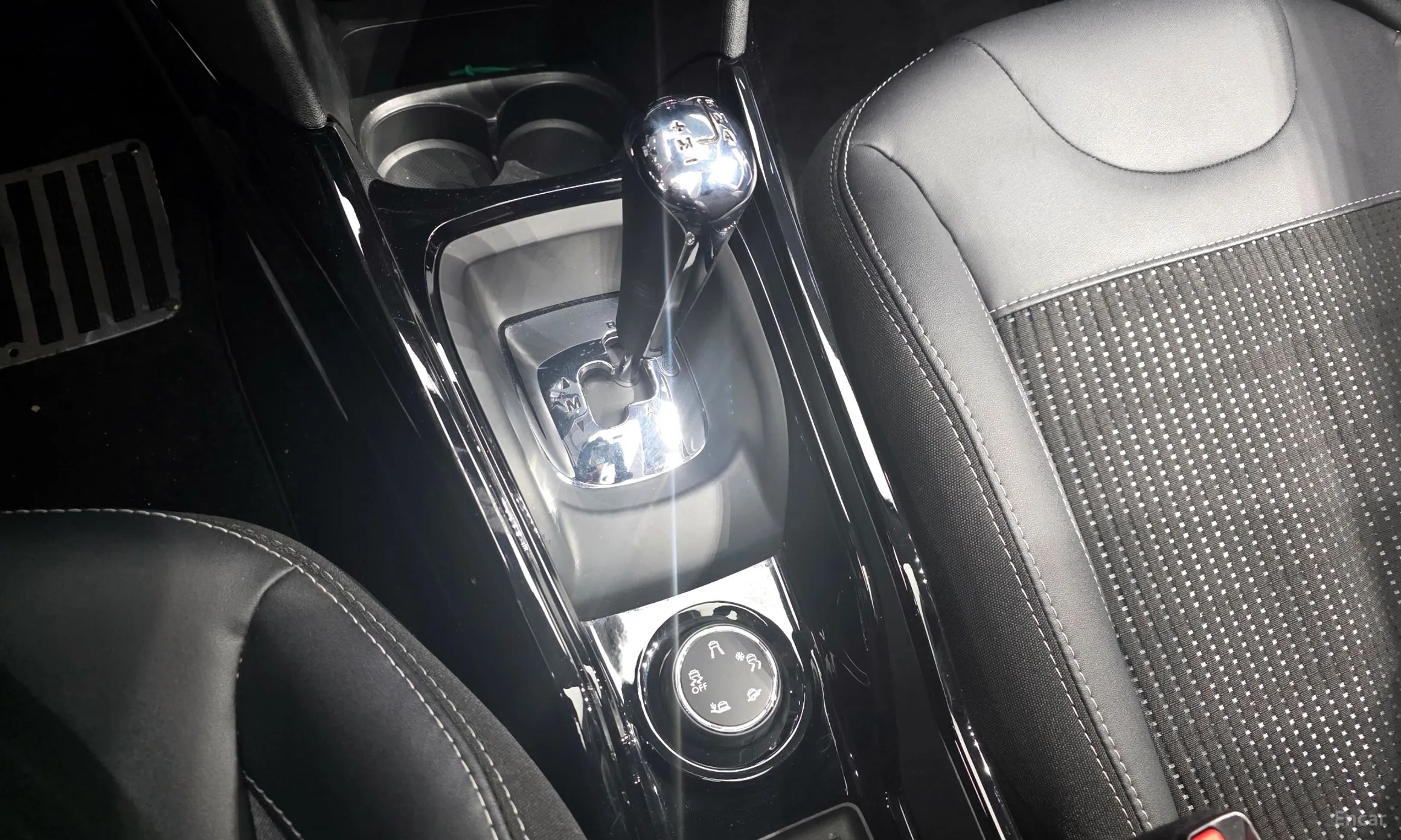 Peugeot 2008. превью 9
