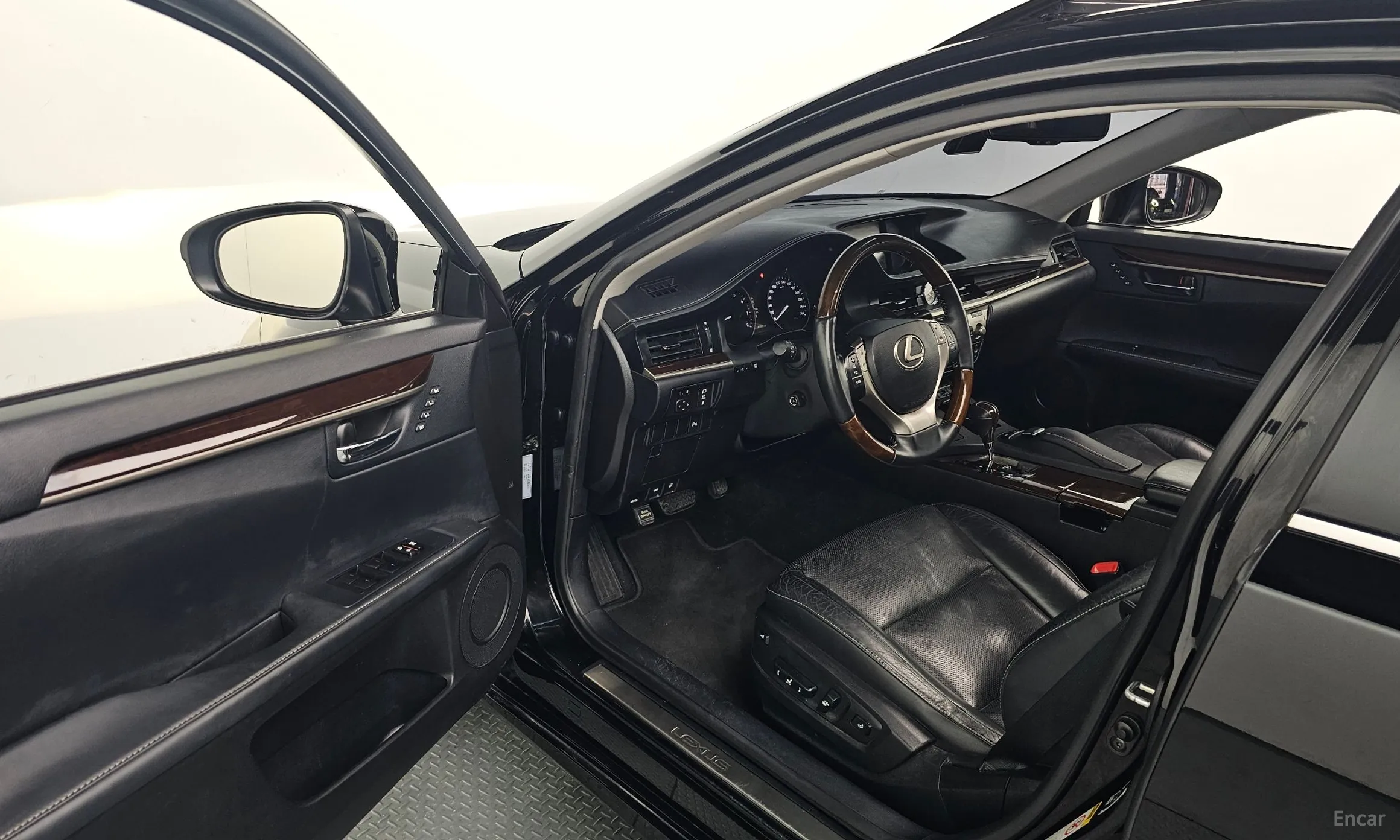 Lexus New ES350 превью 11