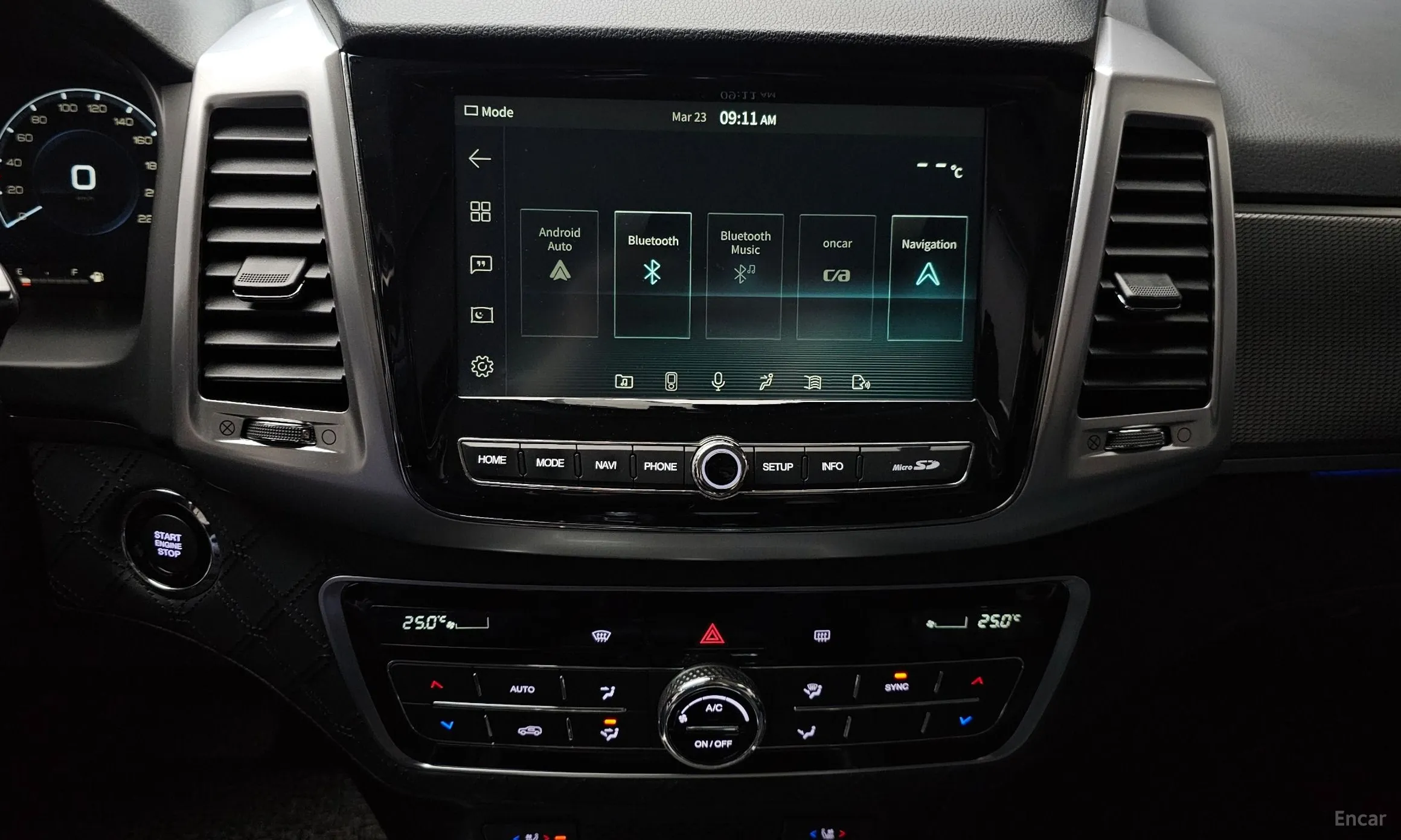 KG Mobility (SsangYong) Rexton превью 14