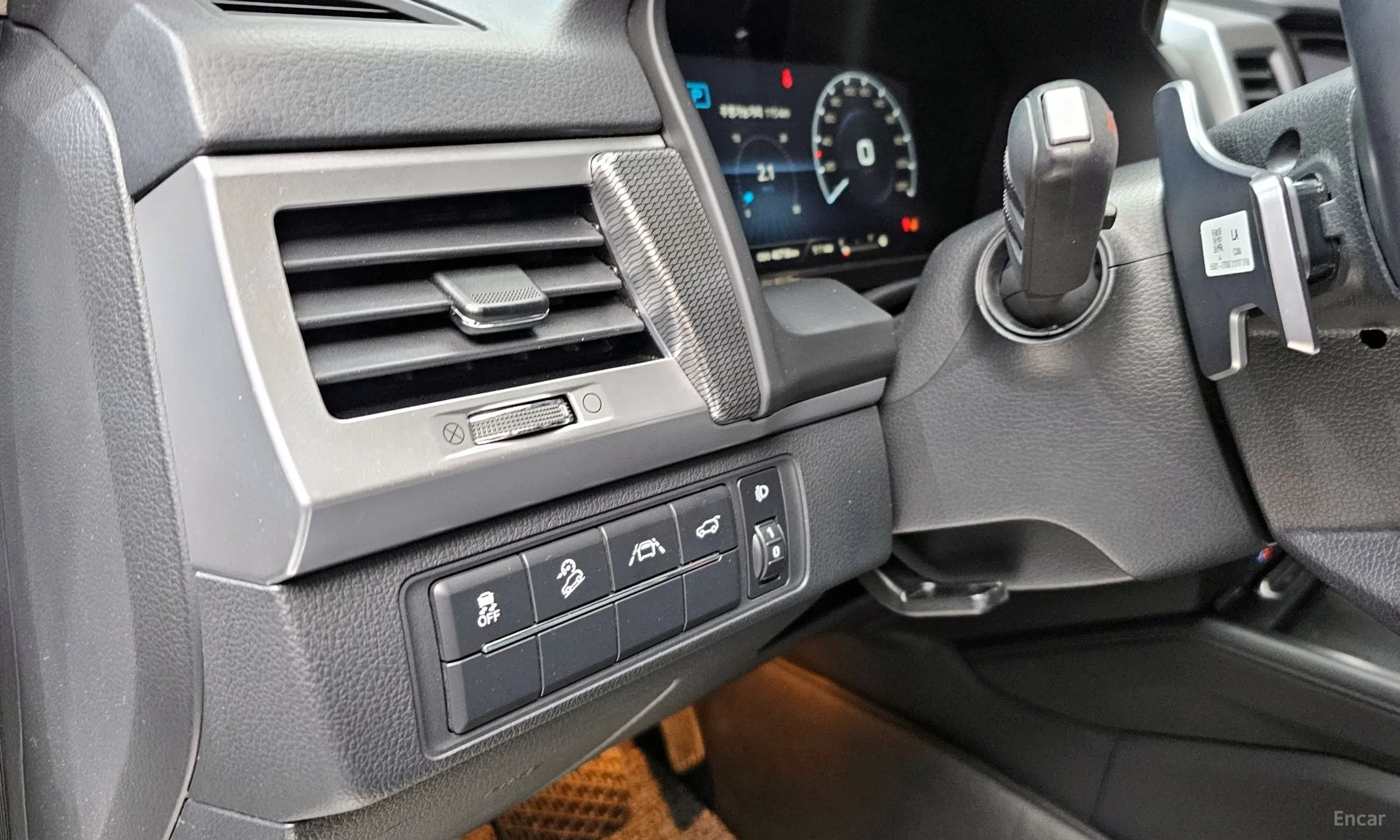 KG Mobility (SsangYong) Rexton превью 16