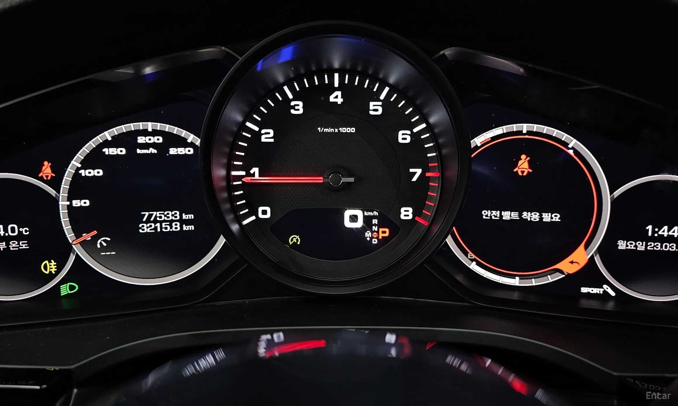 Porsche Cayenne (PO536) превью 8