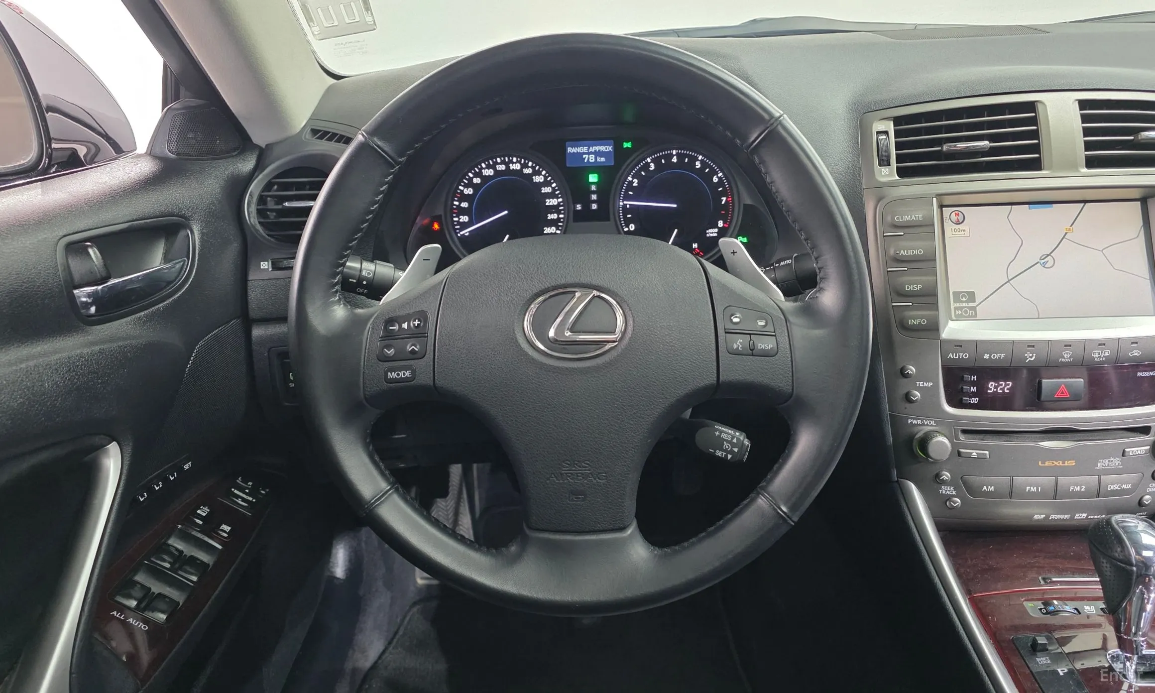 Lexus IS250 превью 14
