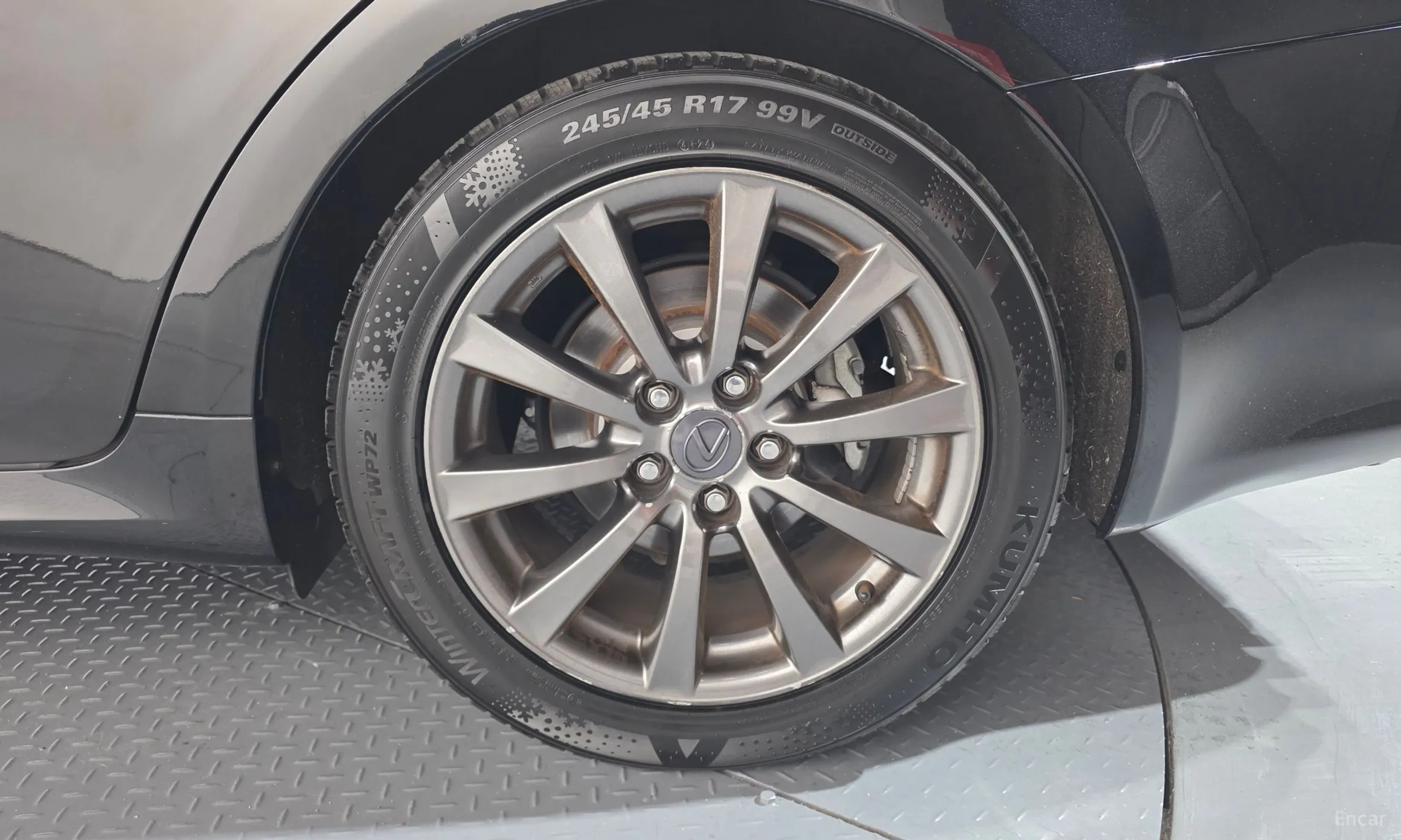 Lexus IS250 превью 5
