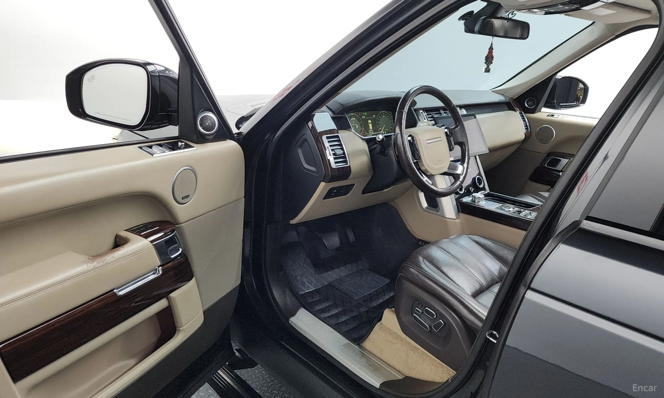 Land Rover Range Rover 4th Generation превью 10