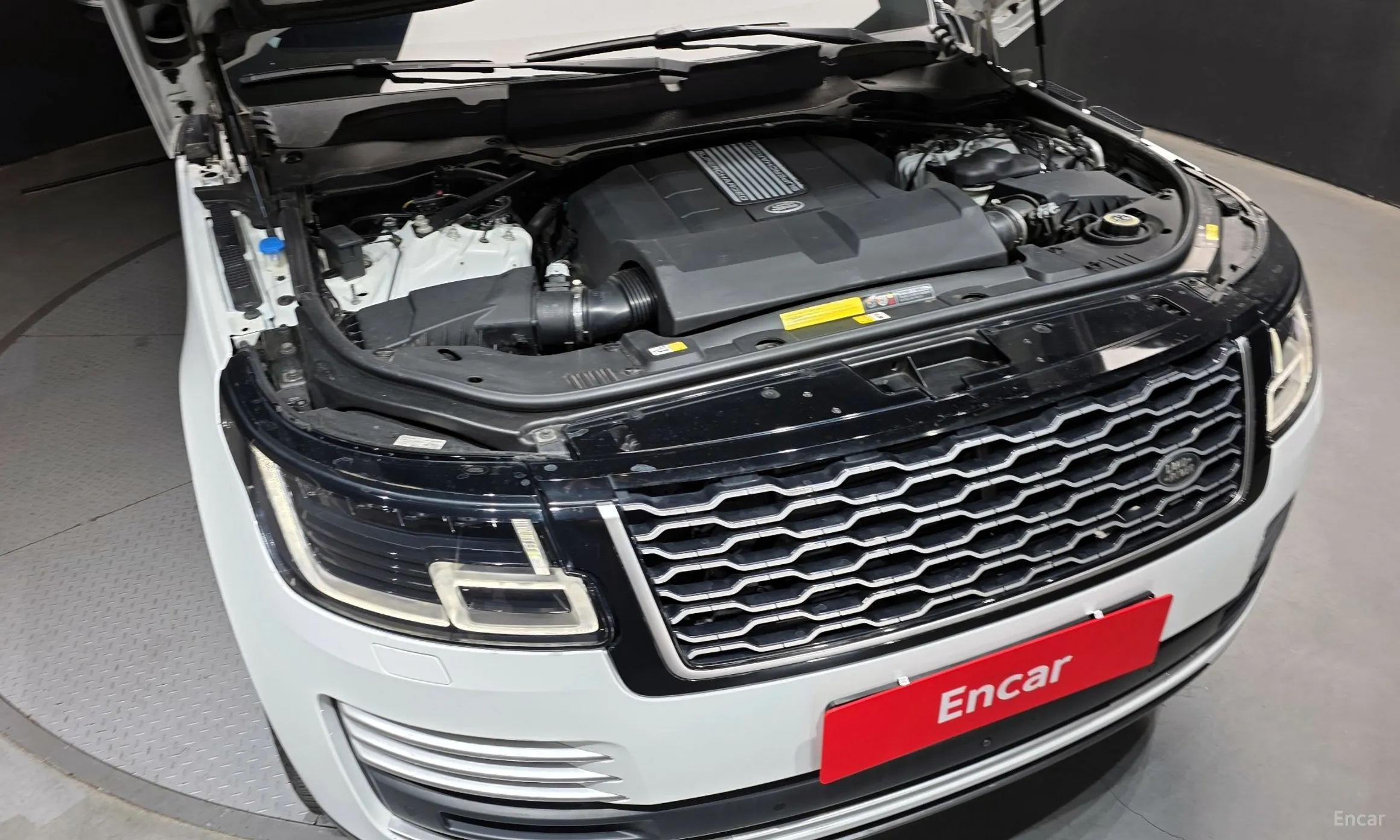 Land Rover Range Rover 4th Generation превью 6