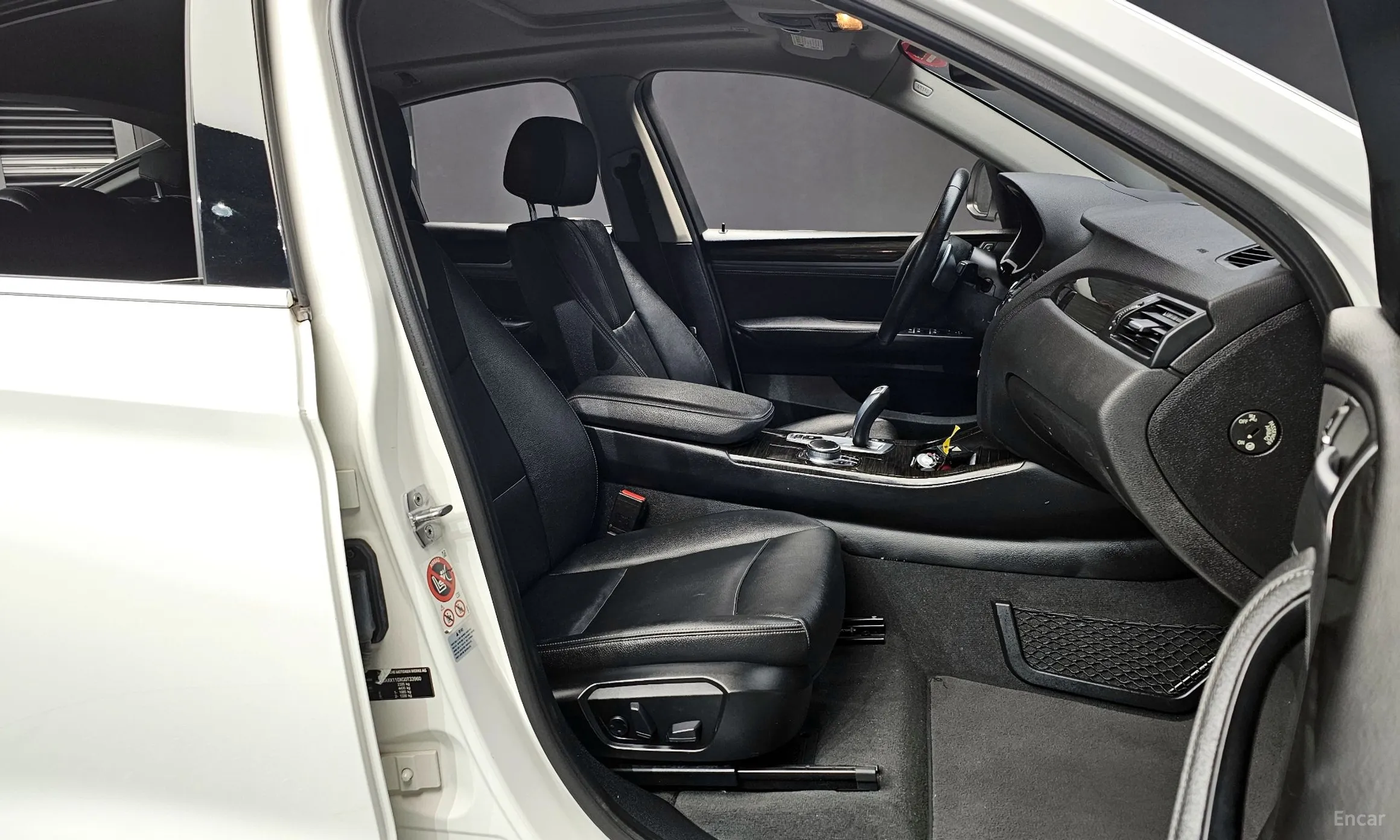 BMW X4 (F26) превью 10