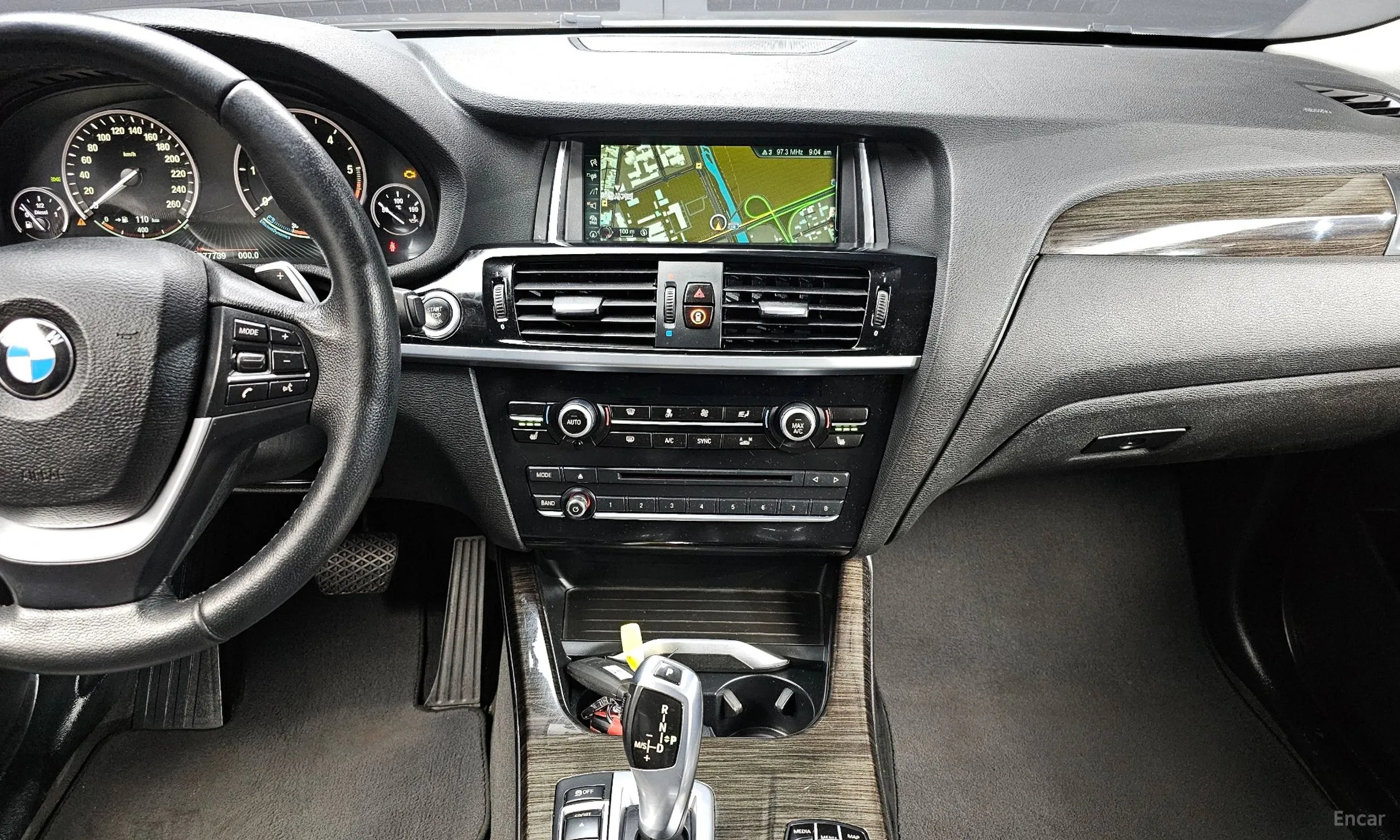 BMW X4 (F26) превью 14