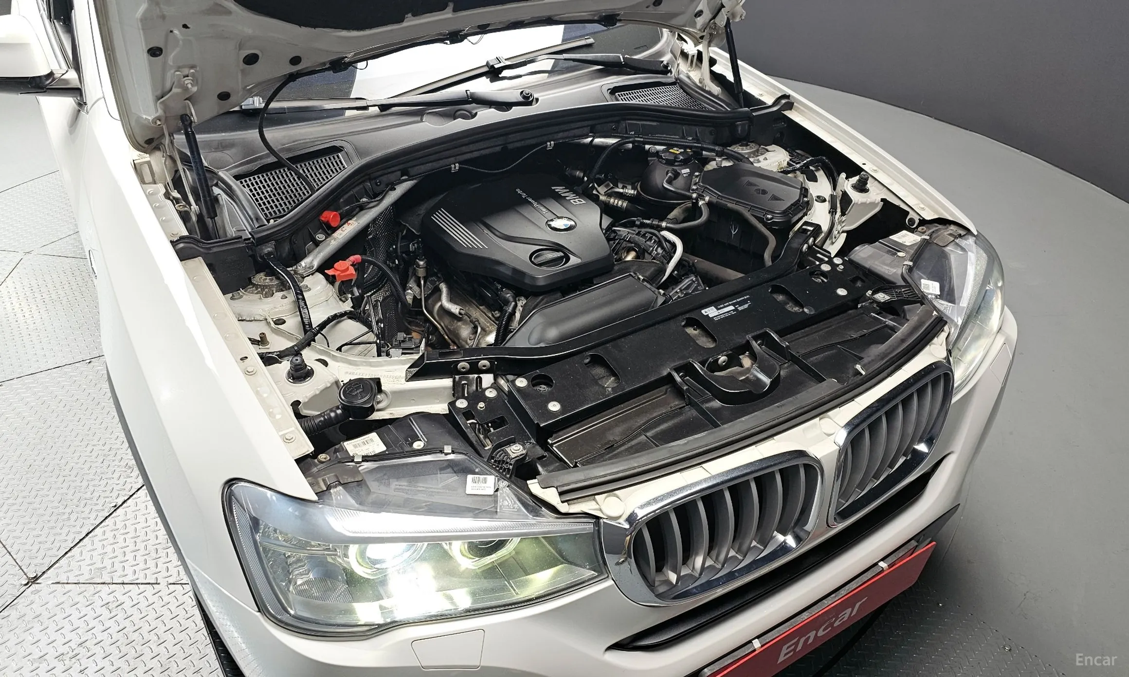 BMW X4 (F26) превью 6