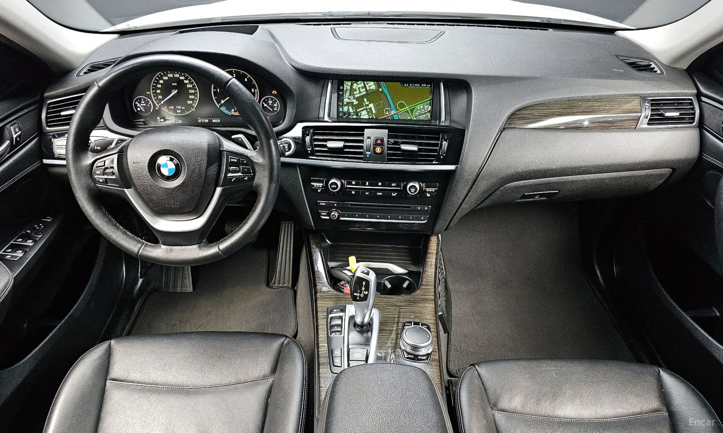BMW X4 (F26) превью 7