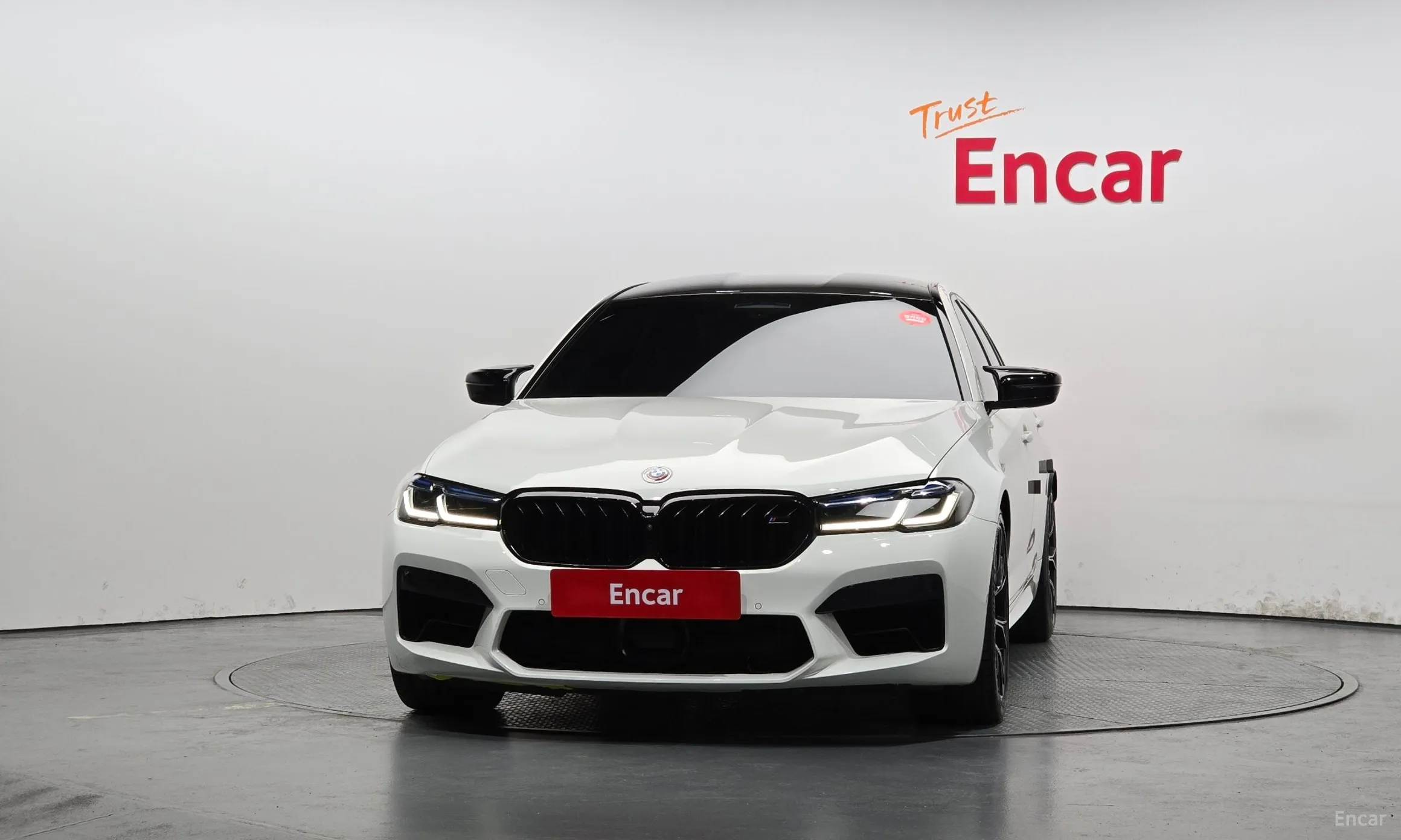 BMW M5 (F90) превью 3