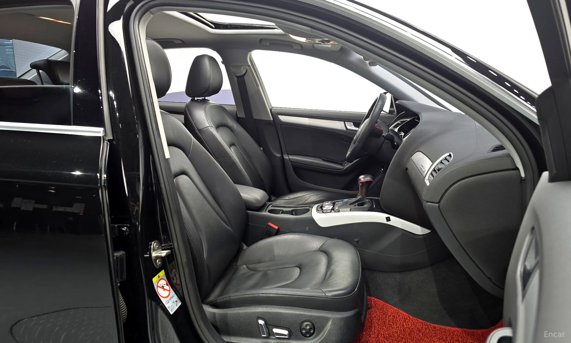 Audi New A4 превью 10