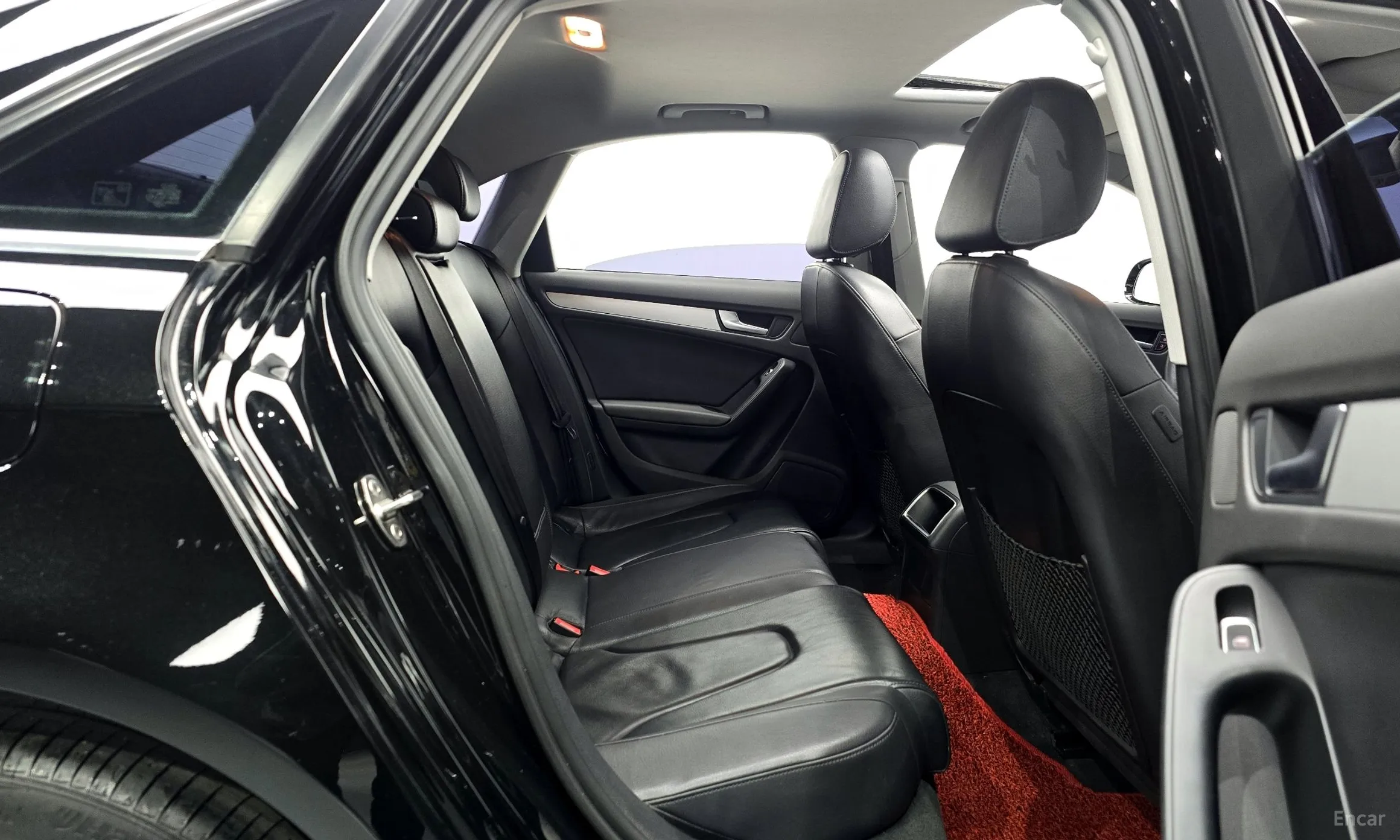 Audi New A4 превью 12