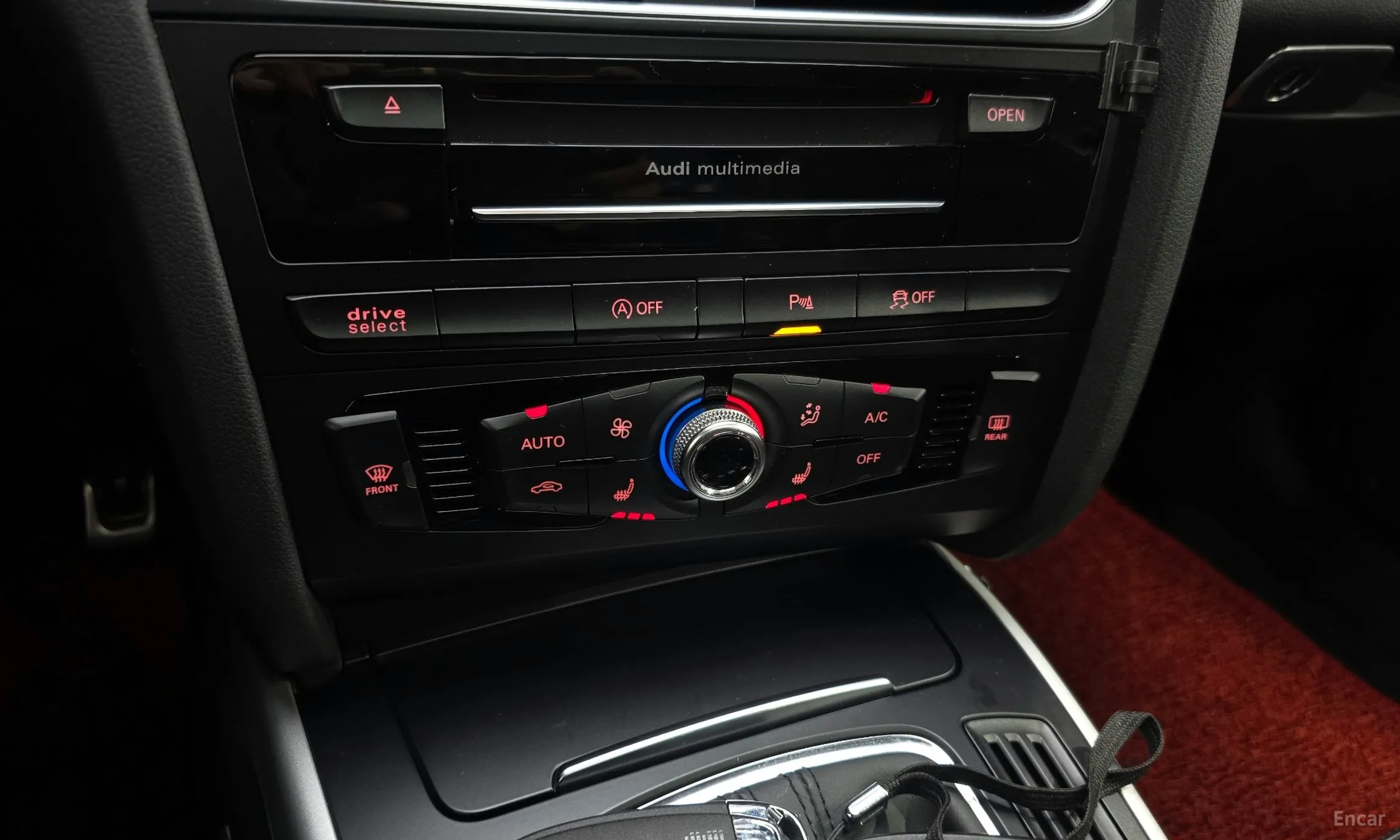 Audi New A4 превью 17
