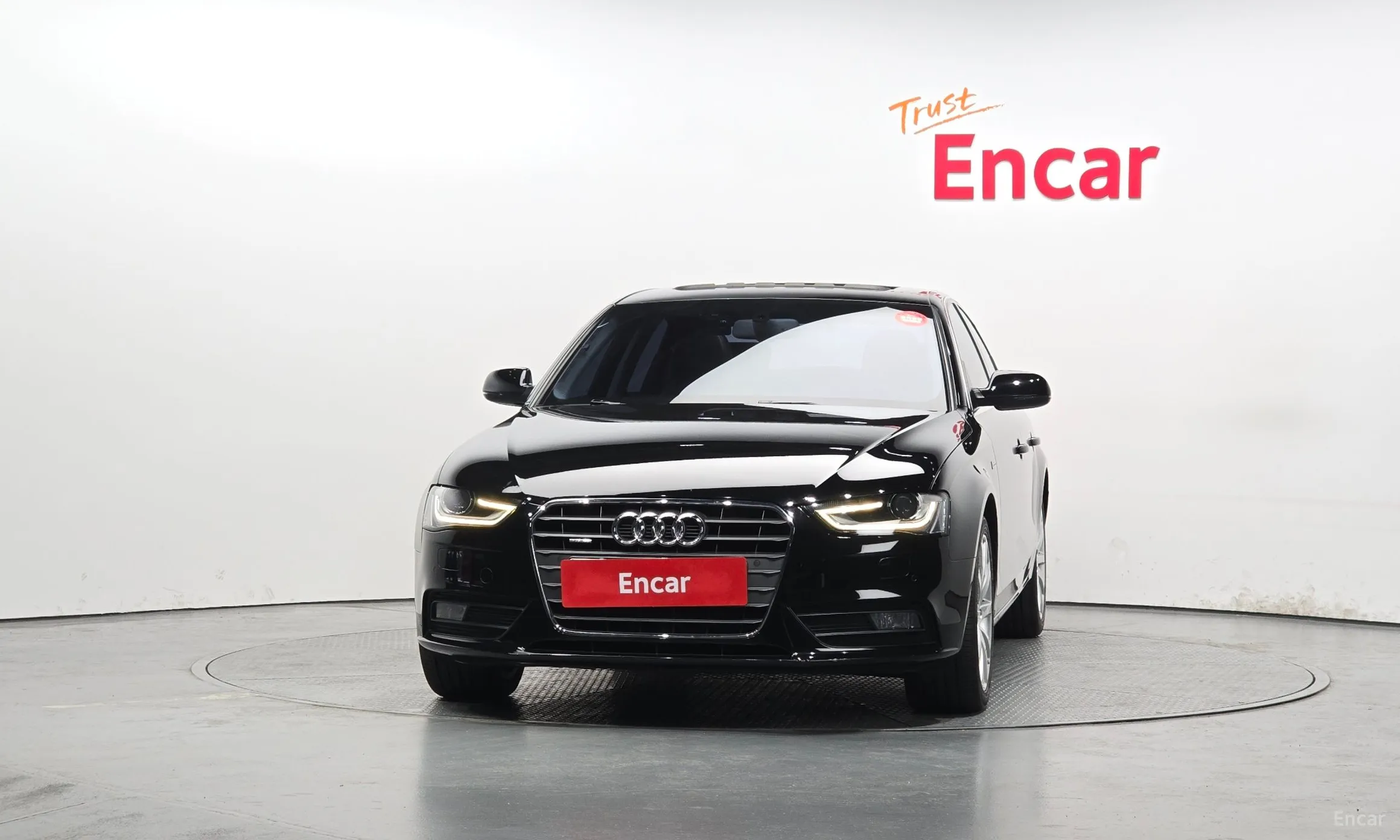 Audi New A4 превью 3