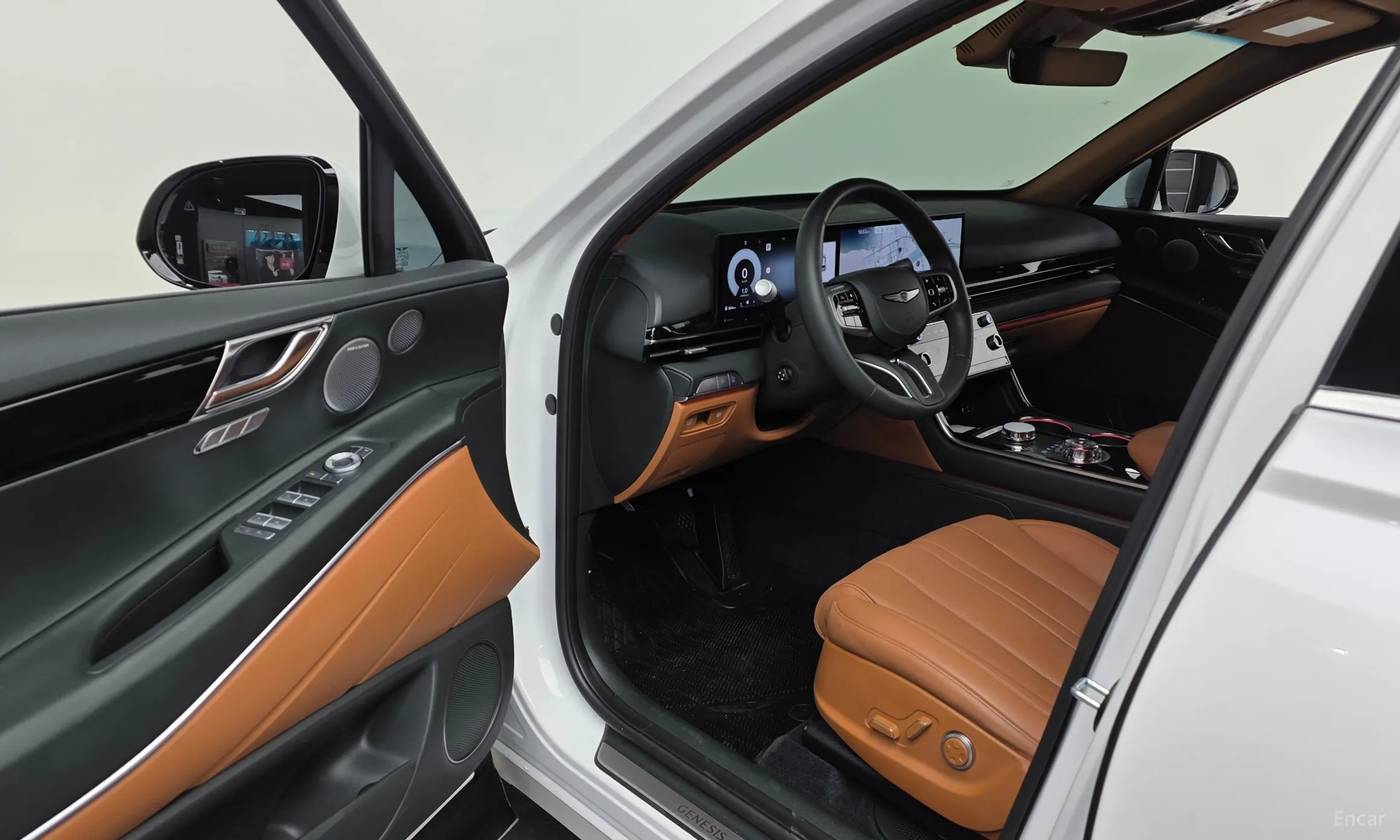 Genesis GV80 превью 10