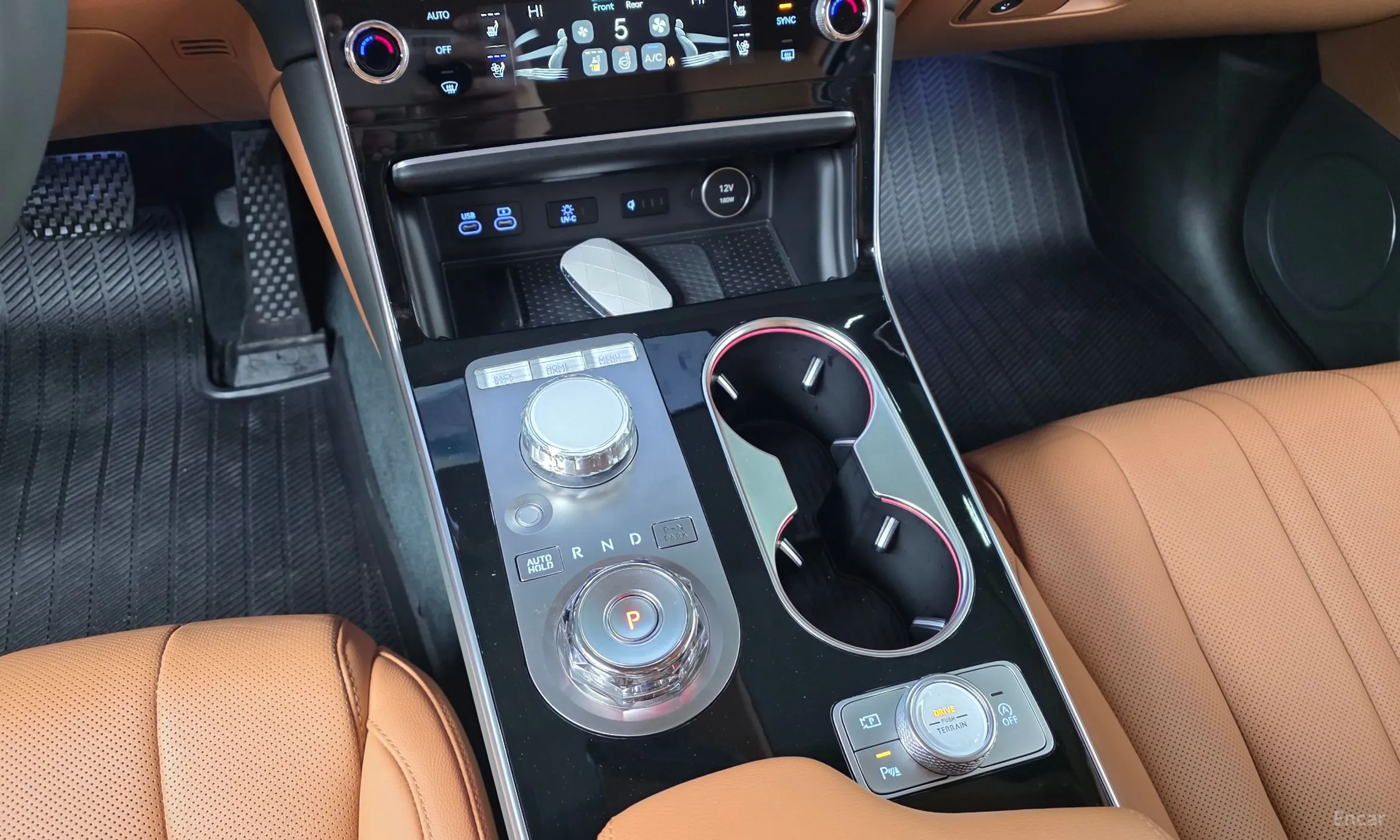 Genesis GV80 превью 9