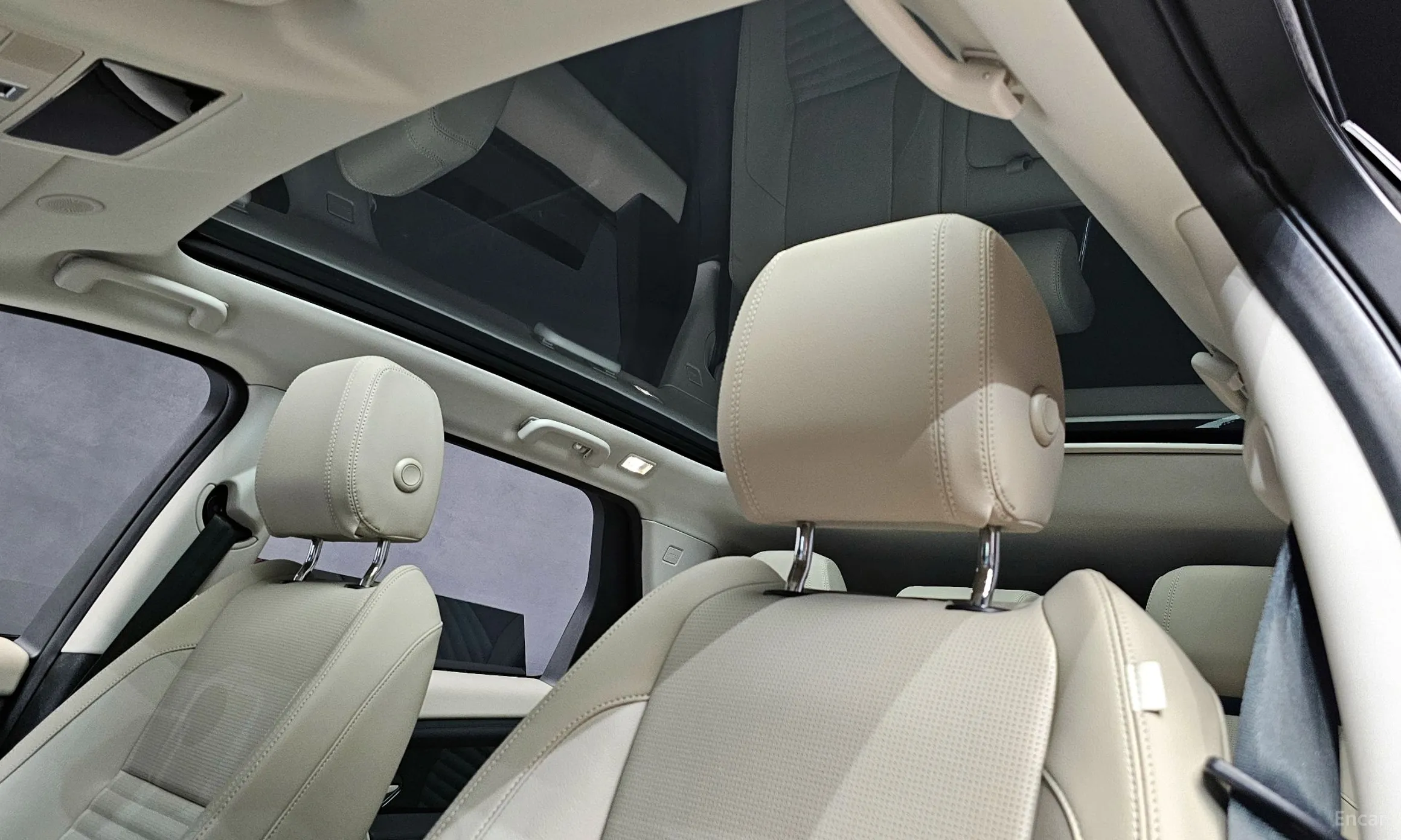 Land Rover Discovery Sports превью 19