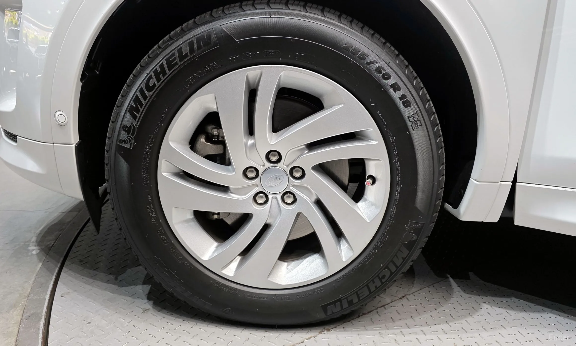 Land Rover Discovery Sports превью 5