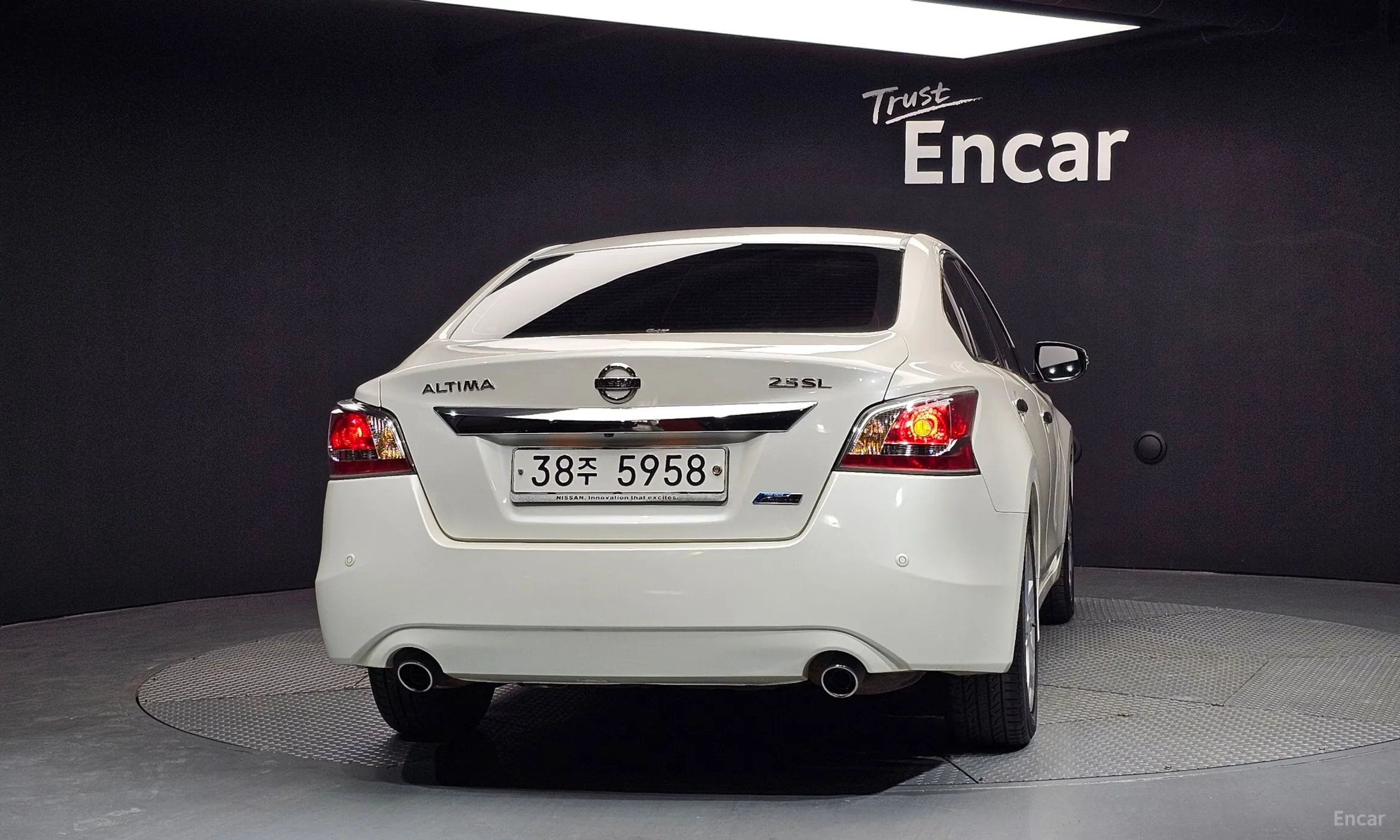 Nissan Altima превью 4