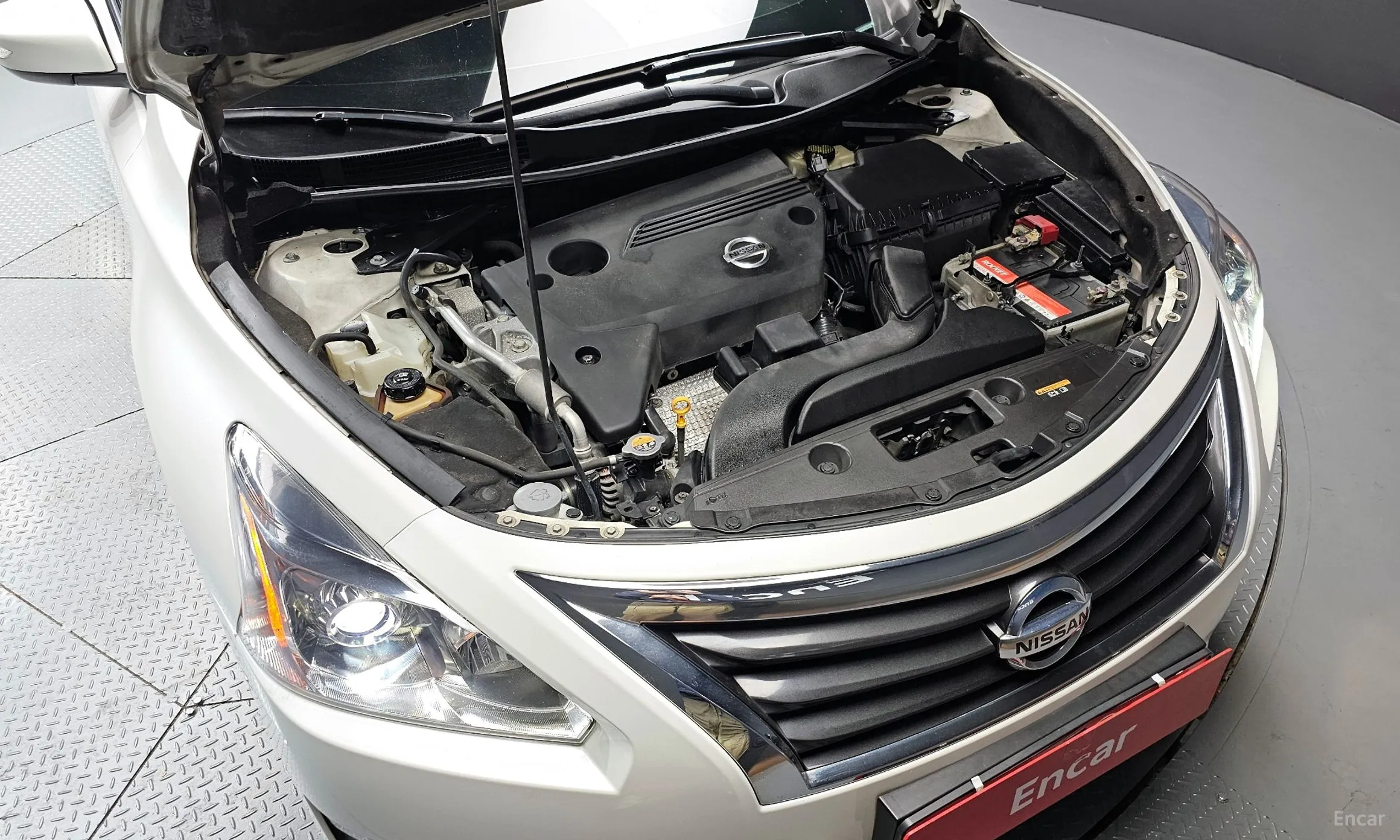 Nissan Altima превью 6