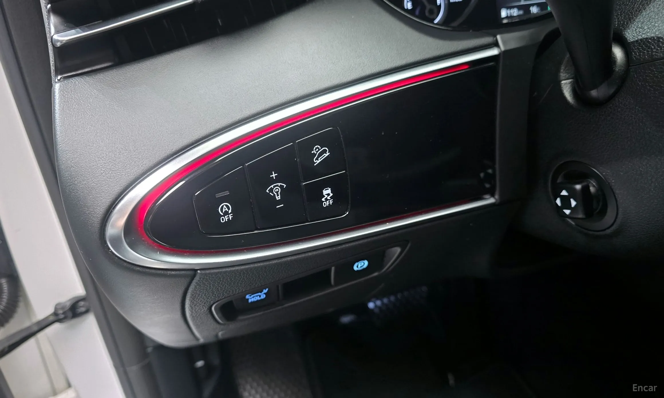 Genesis GV70 превью 13