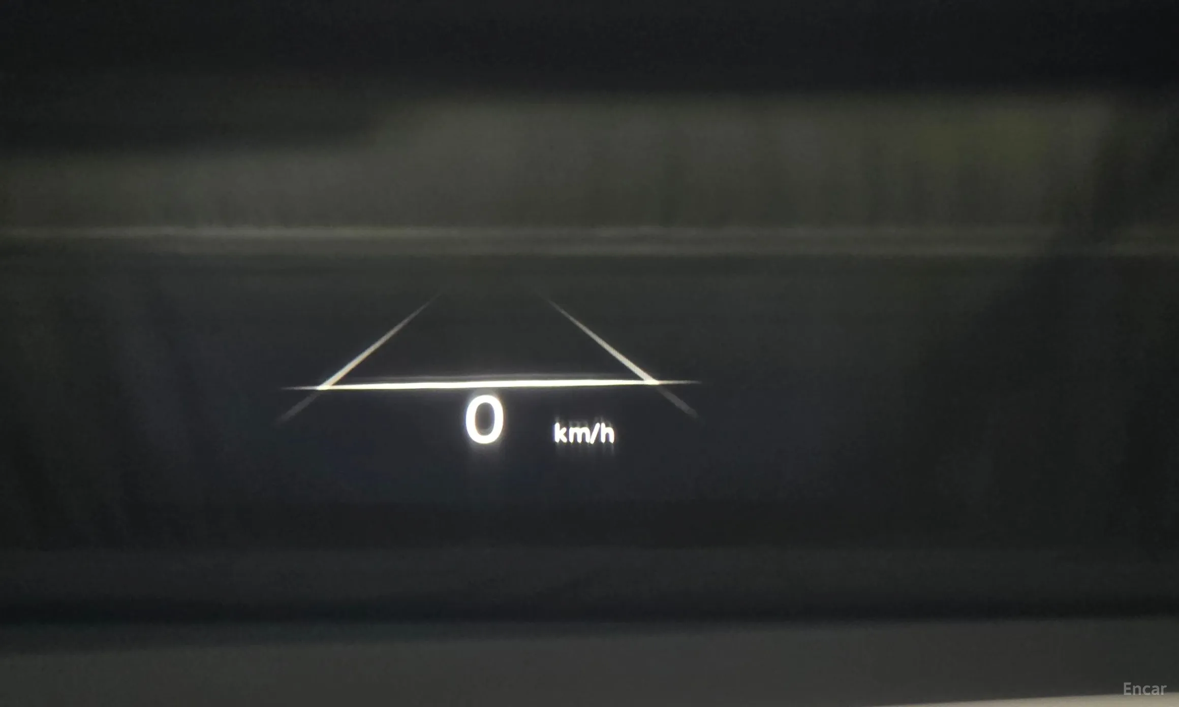 Genesis GV70 превью 19