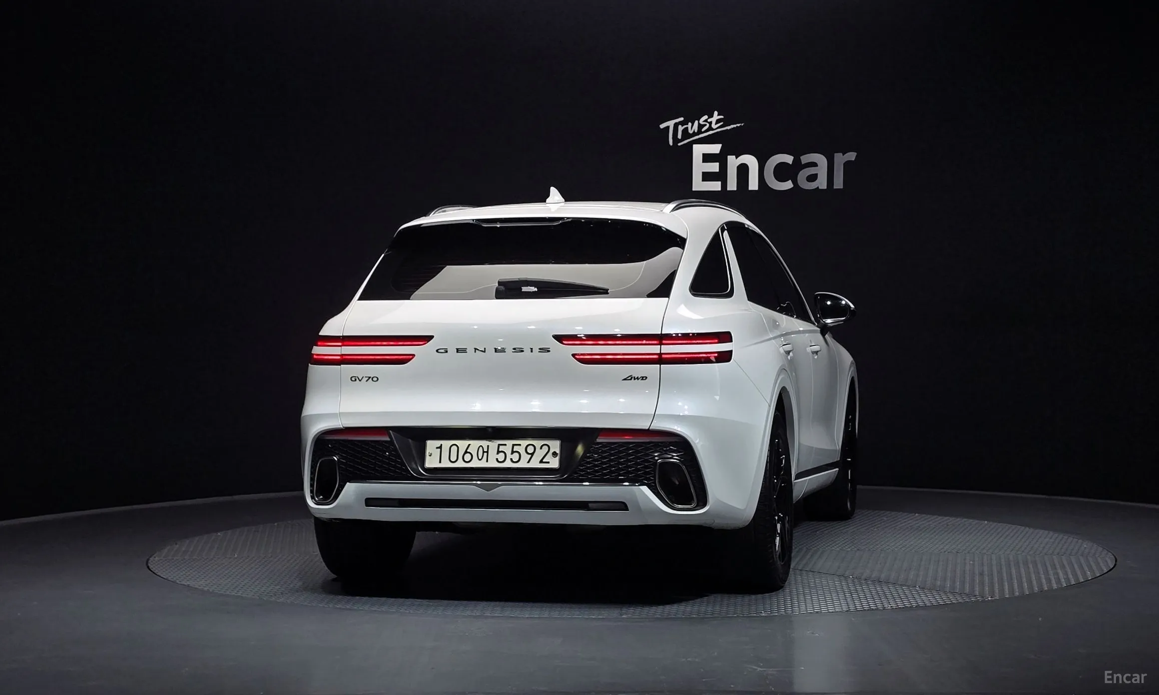 Genesis GV70 превью 4